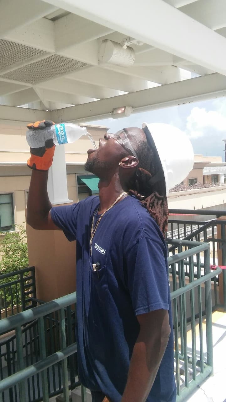 Western Specialty Contractors Provides Safety Tips to Protect Contractors in Summer Heat