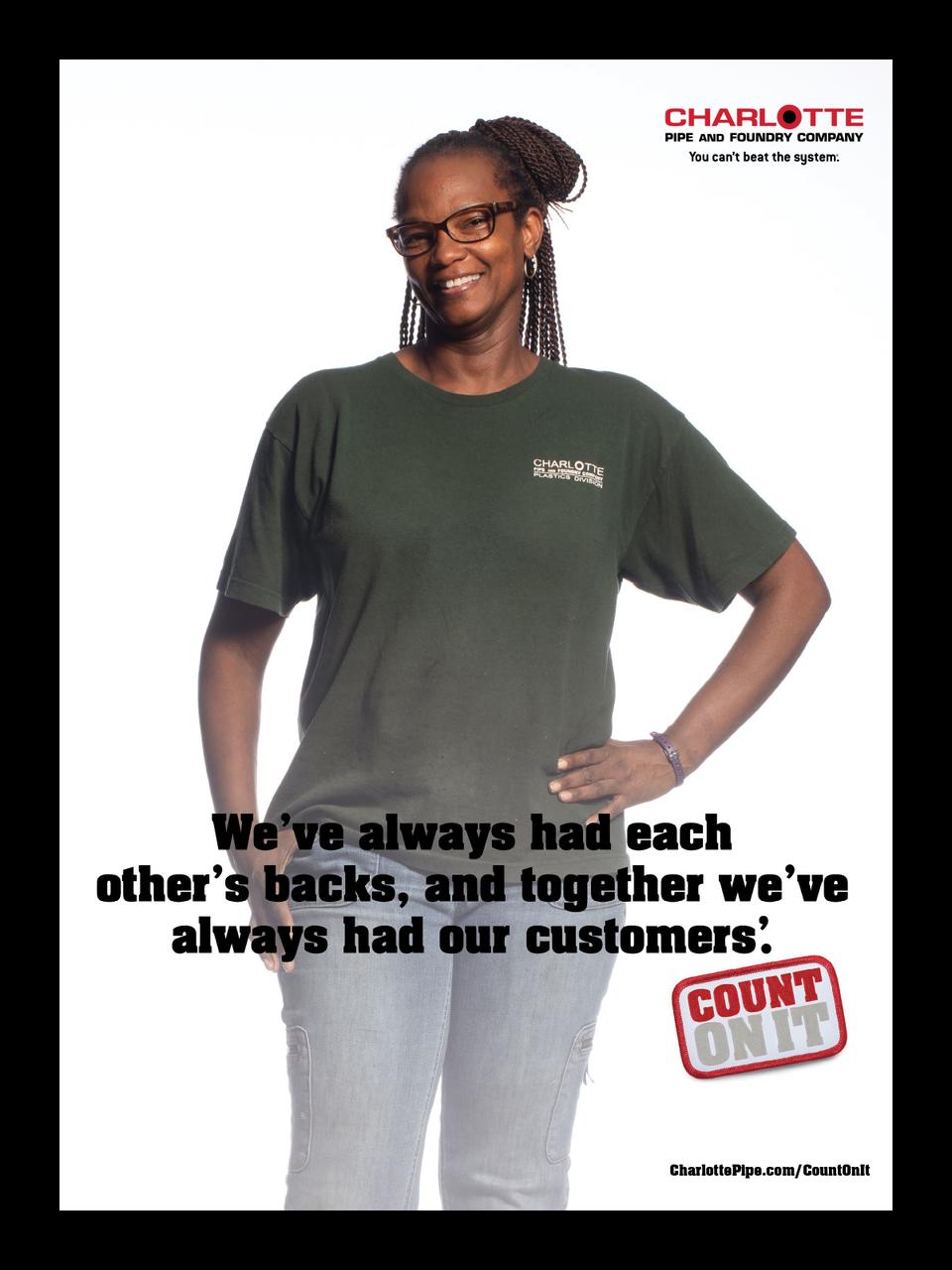 Vision care, Flash photography, Face, Glasses, Smile, Sleeve, Gesture, Font, T-shirt, Cool