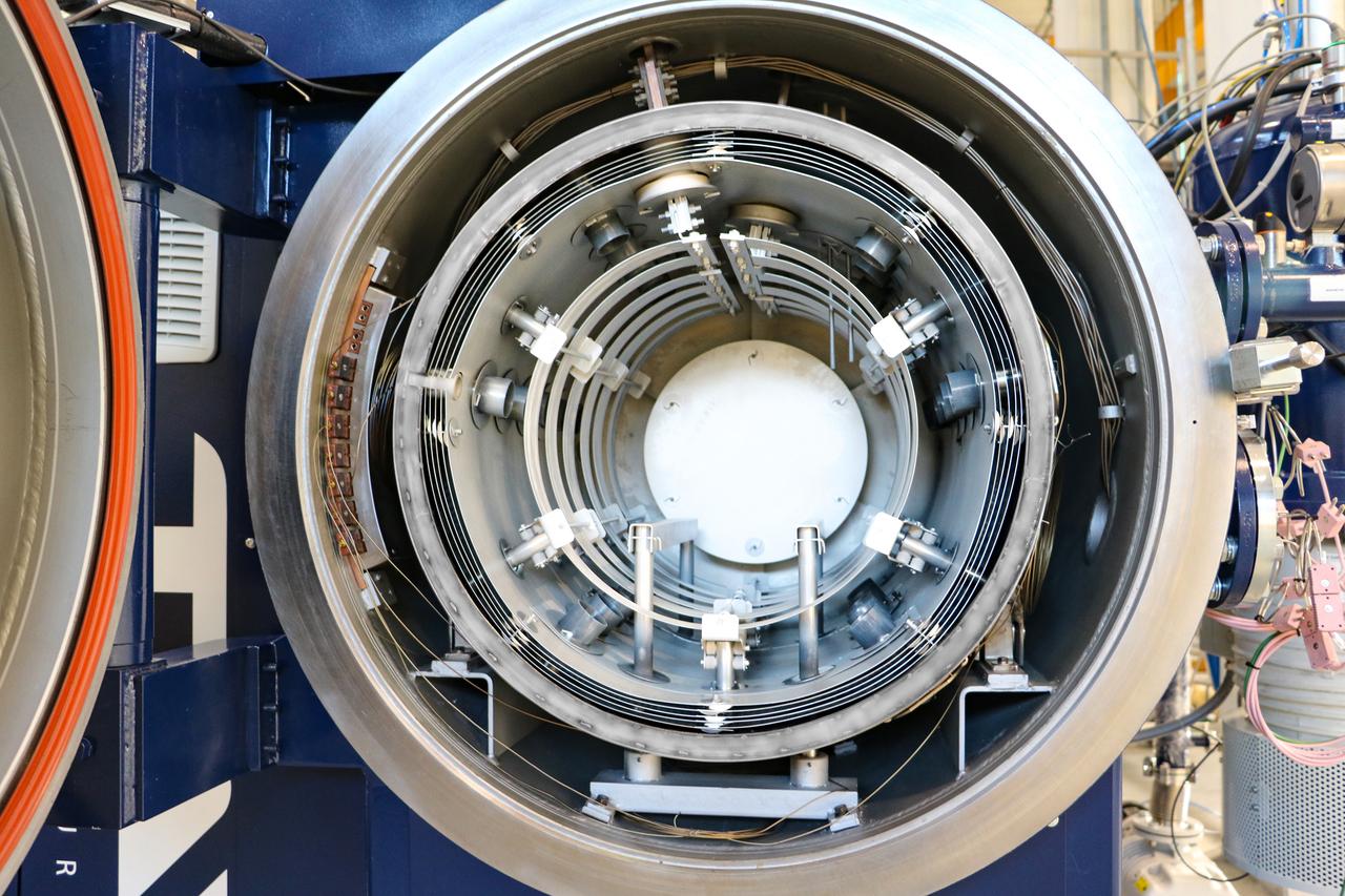 Automotive wheel system, Motor vehicle, Rim