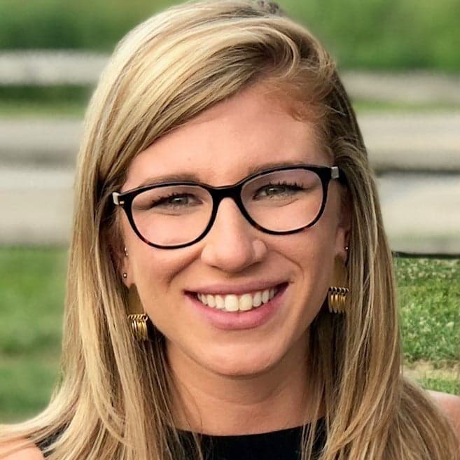 Headshot, Portrait, Smile, Hairstyle, Glasses, Eyewear, Earrings, Face