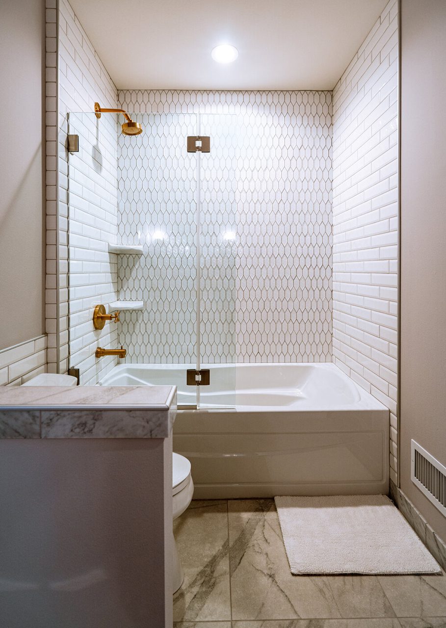 Plumbing fixture, Bathroom sink, Interior design, Bathtub, Tap, Rectangle, Wood