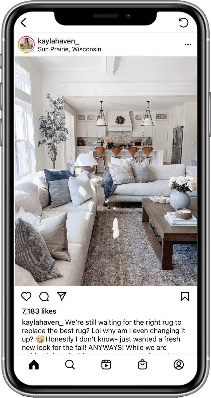 Picture frame, Furniture, Couch, Property, Comfort, Pillow, Textile, Lamp, Lighting, Rectangle