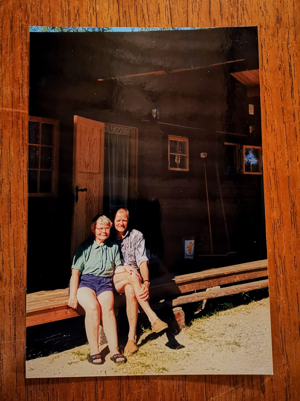 Flash photography, Window, Smile, Wood, Rectangle, Shorts, Building