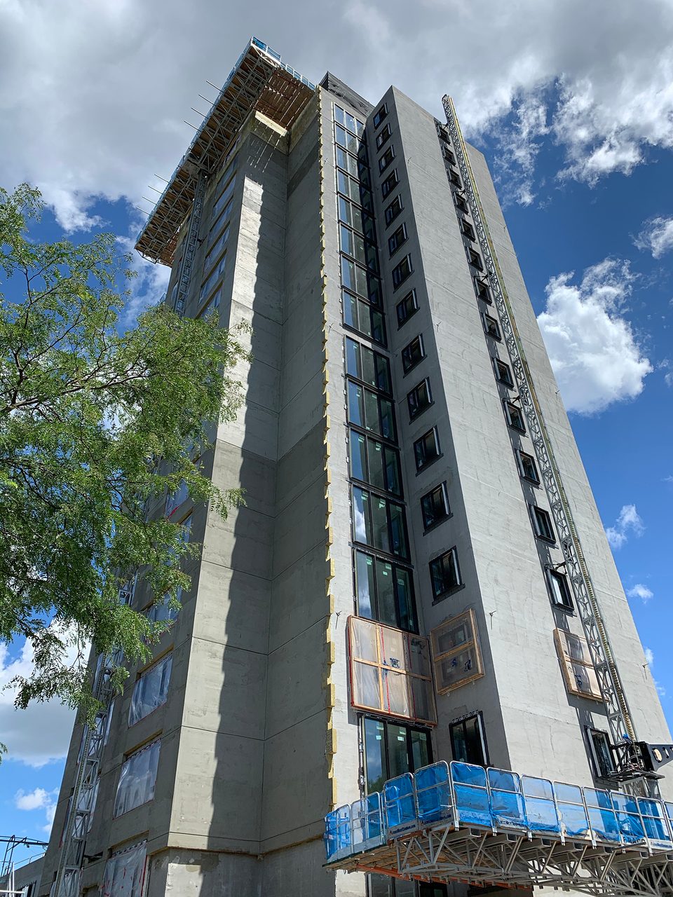 Urban design, Cloud, Sky, Building, Daytime, Skyscraper, Blue, World, Tower, Tree