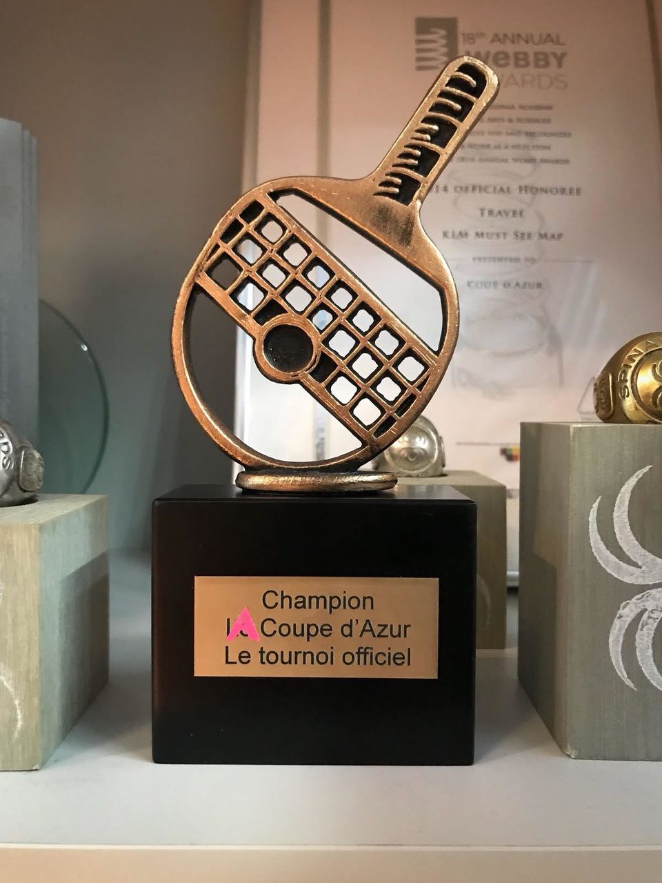 Musical instrument, Guitar accessory, Font