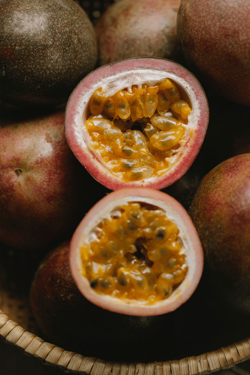 Natural foods, Common persimmon, Staple food, Plant, Ingredient, Fruit, Cuisine, Yellow, Dish