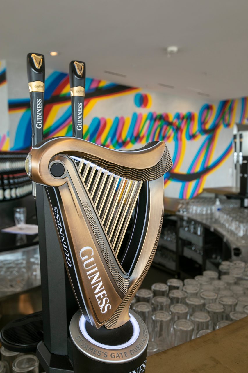 Musical instrument, Automotive design, Harp, Clrsach