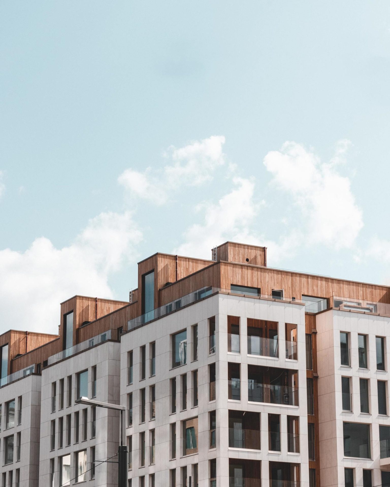 Urban design, Tower block, Cloud, Sky, Building, Window, Condominium