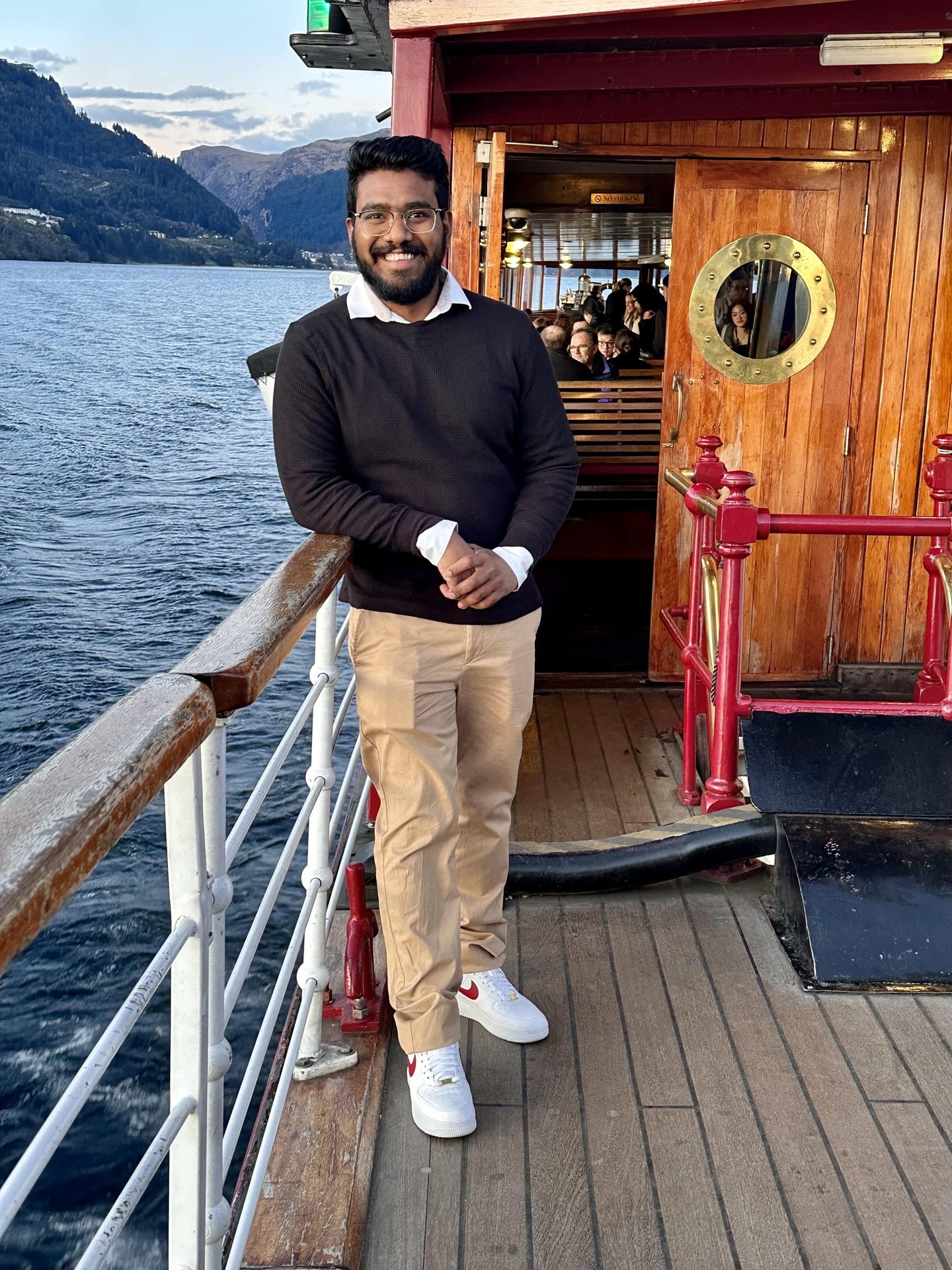 Smile, Watercraft, Leisure, Boat