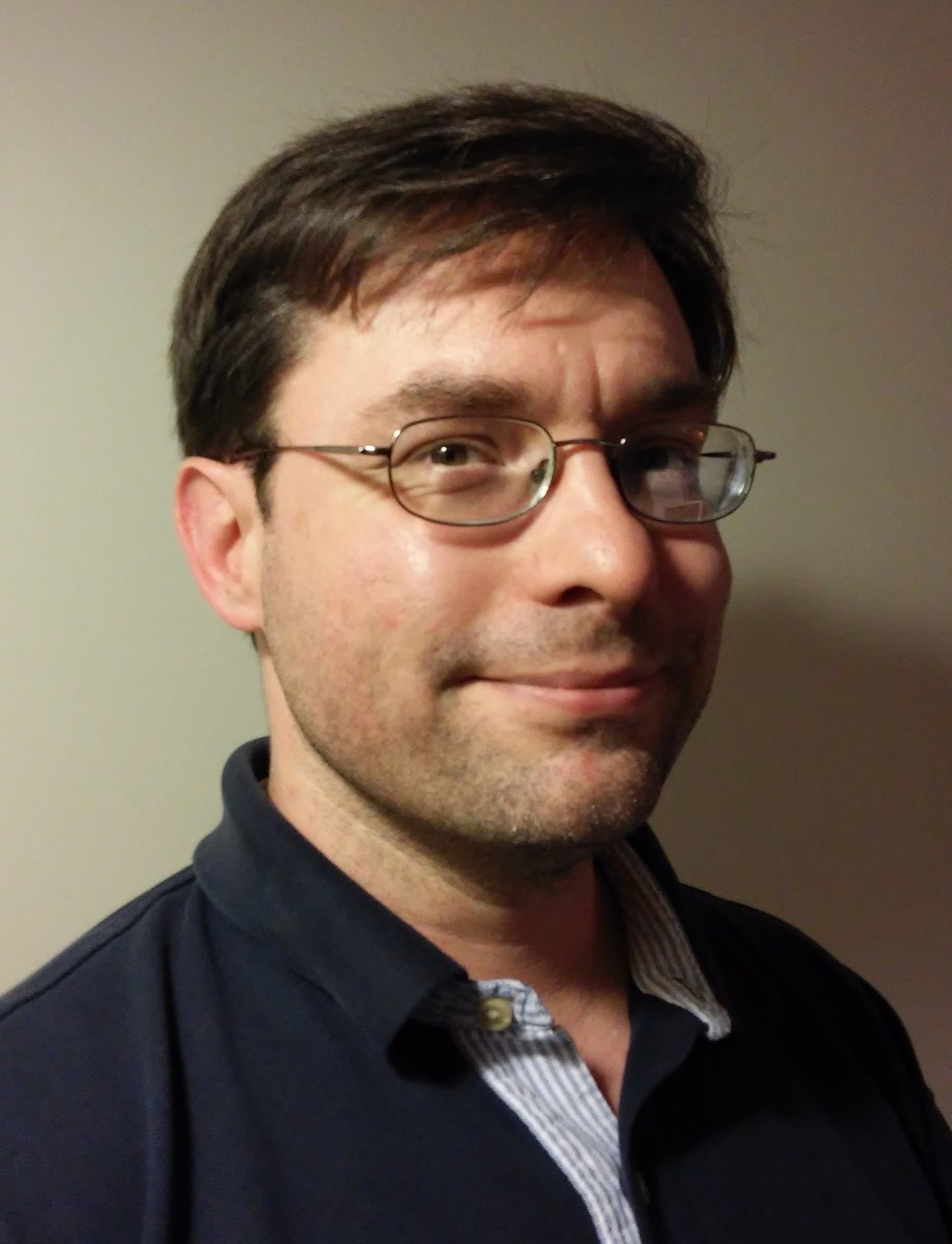 Vision care, Glasses, Forehead, Hair, Nose, Cheek, Chin, Eyebrow, Eye, Eyewear