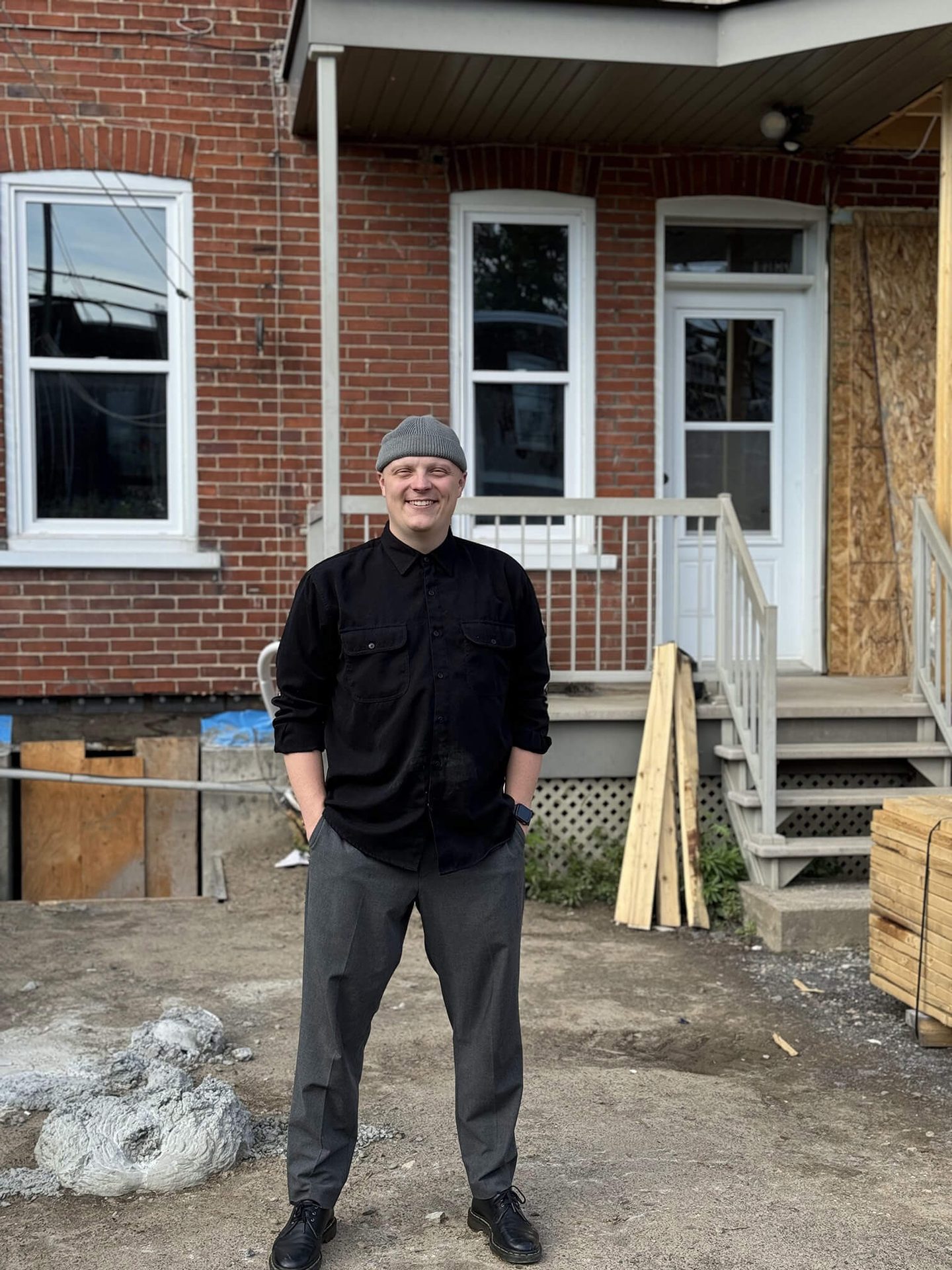 Building, Window, Property, Sleeve, House, Door, Wood