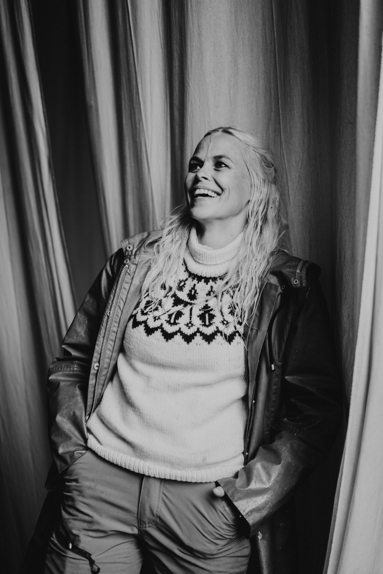 Flash photography, Smile, Curtain, Black-and-white, Style, Happy