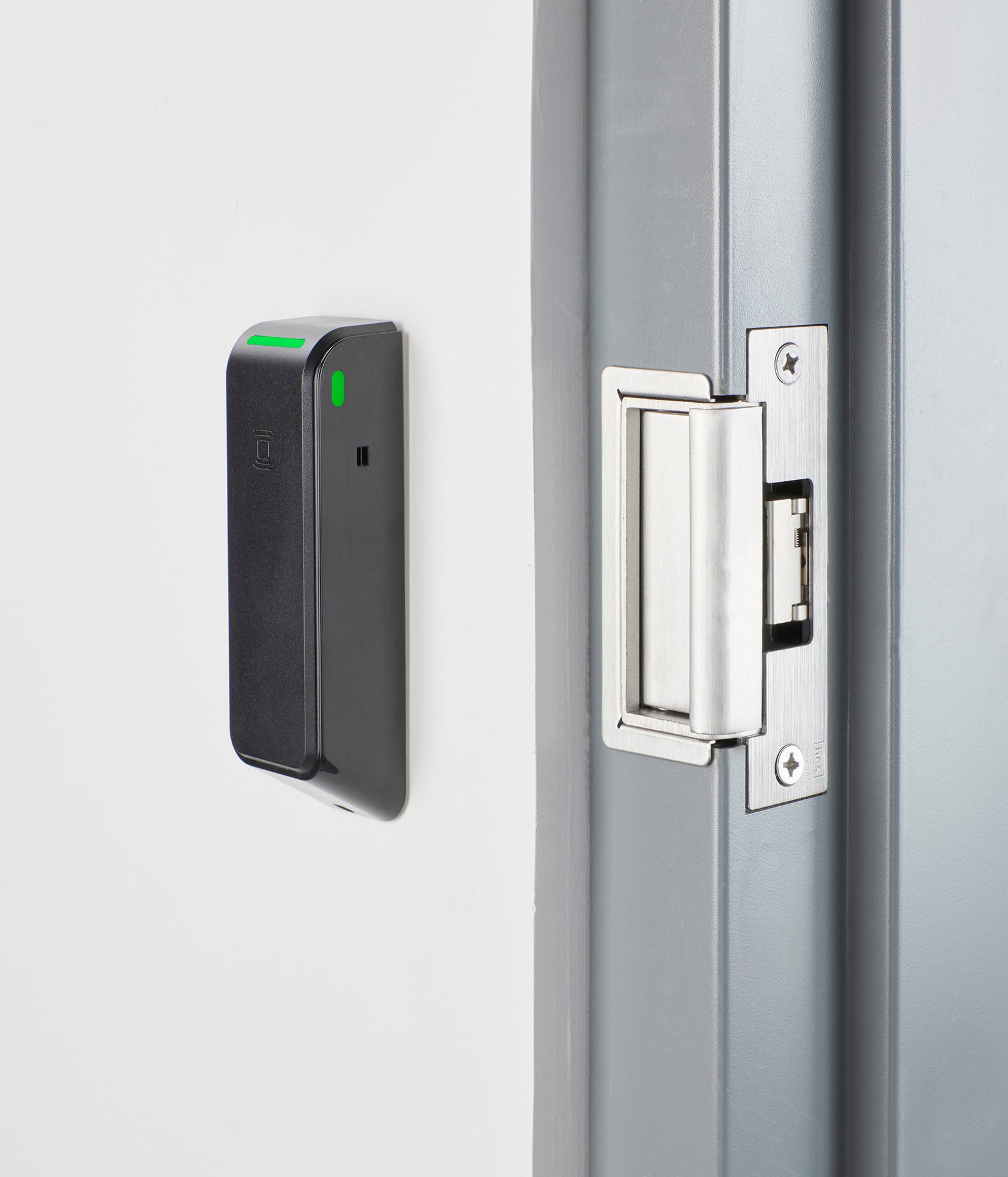 ASSA ABLOY ES 100 Install 8486