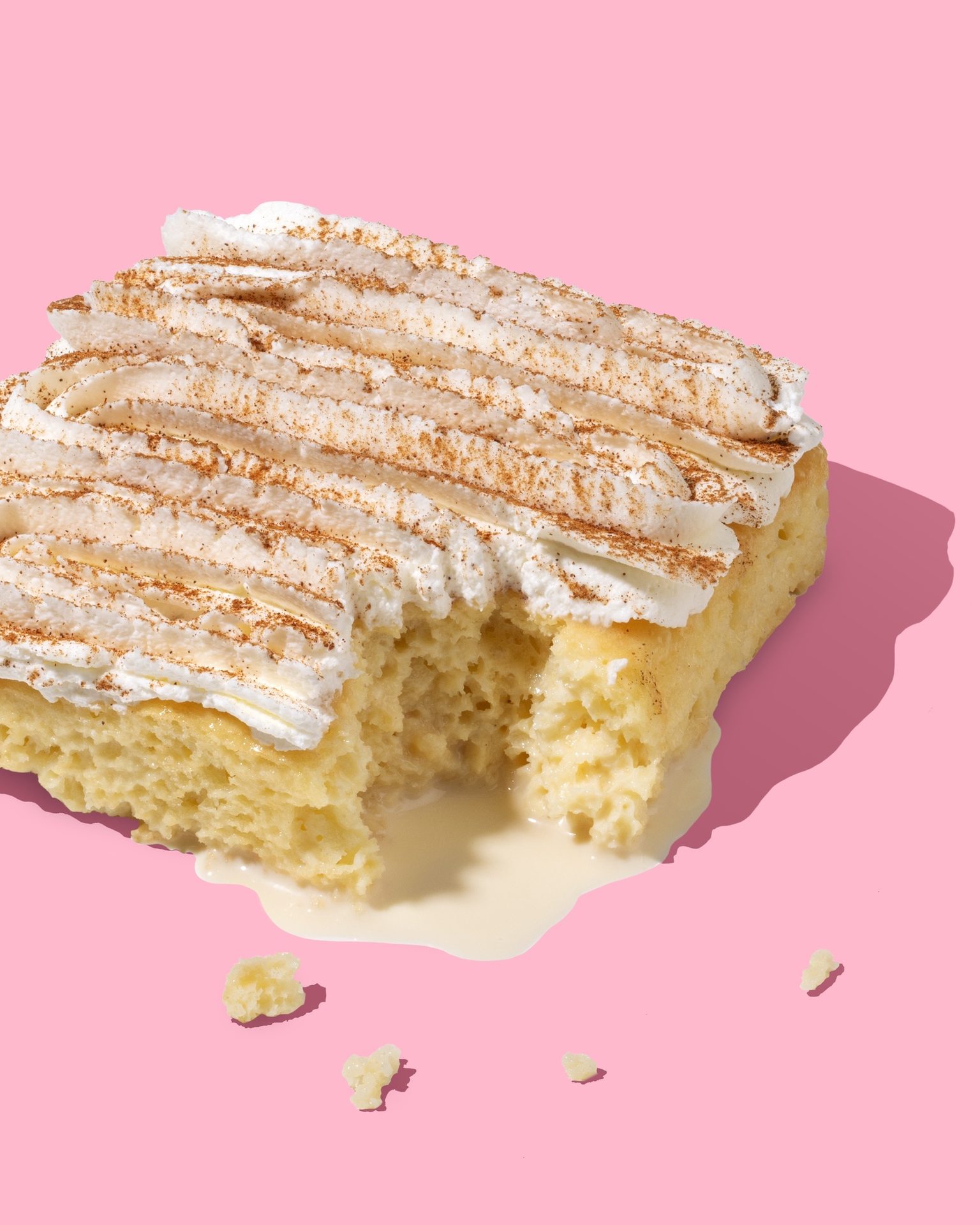Food, Tableware, Cake, Plate, Ingredient, Recipe