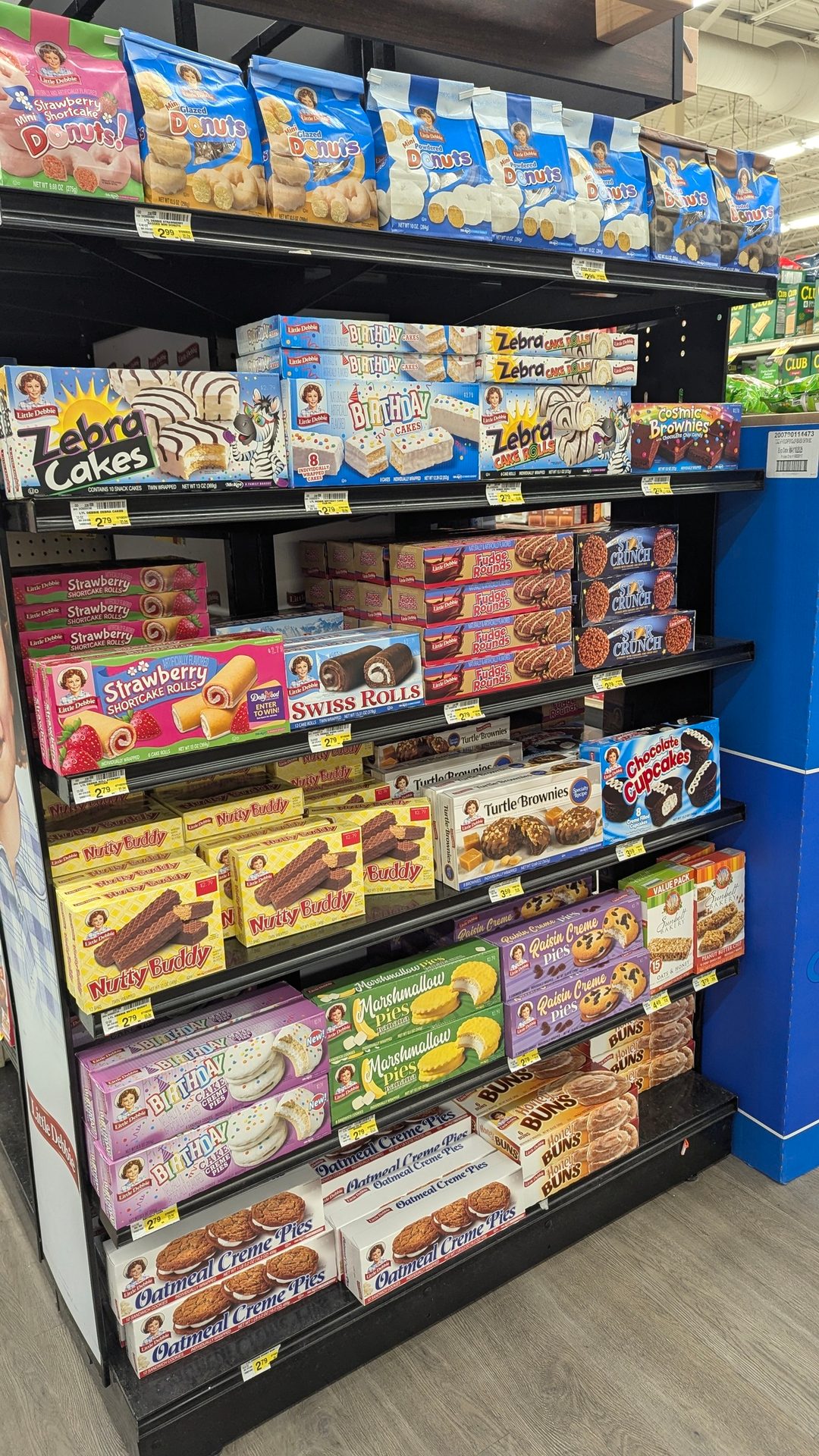 Packaging and labeling, Convenience store, Finger food, Retail, Shelf, Ingredient, Supermarket, Shelving