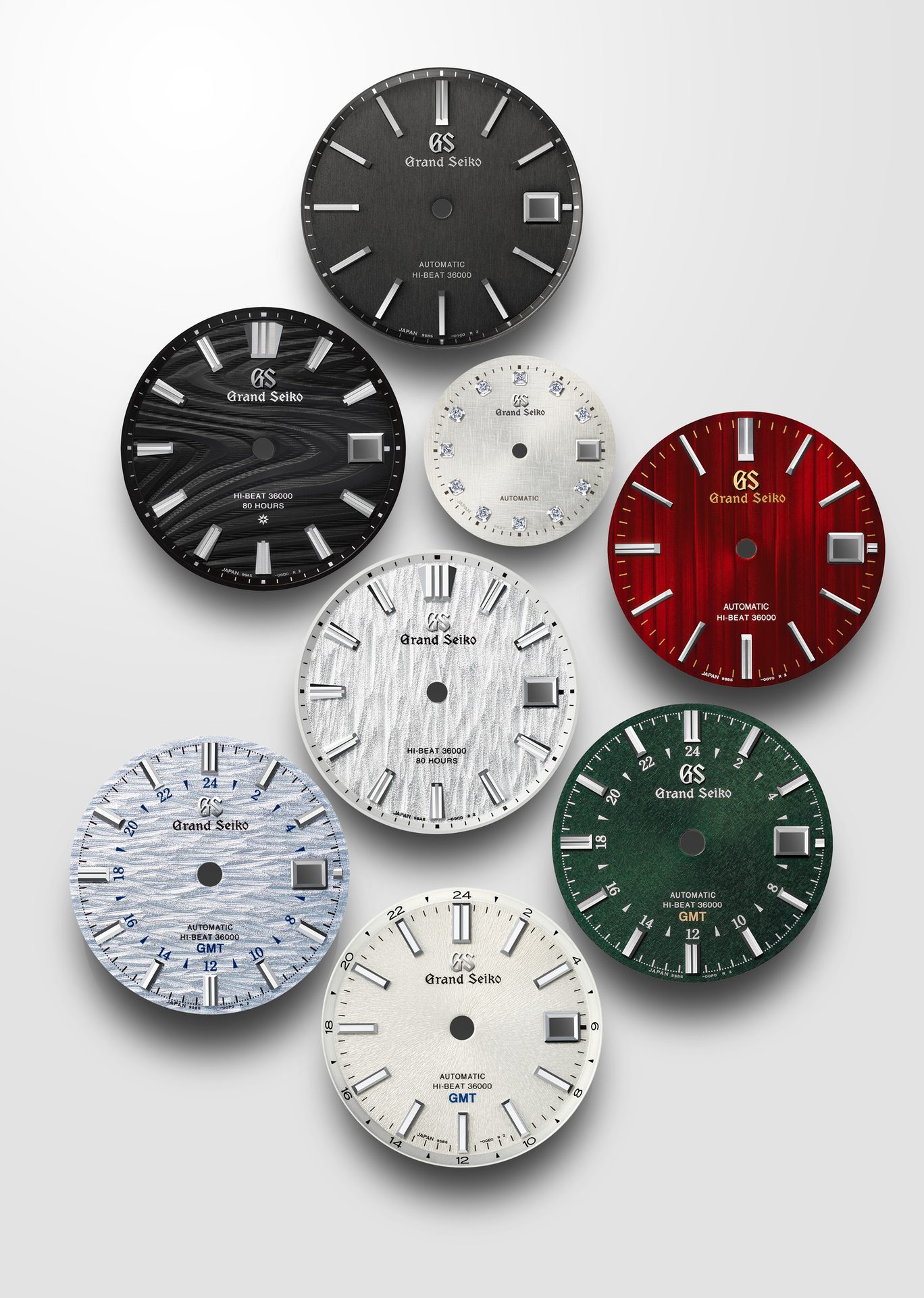 Analog watch, Quartz clock, Material property, Light, Font, Silver