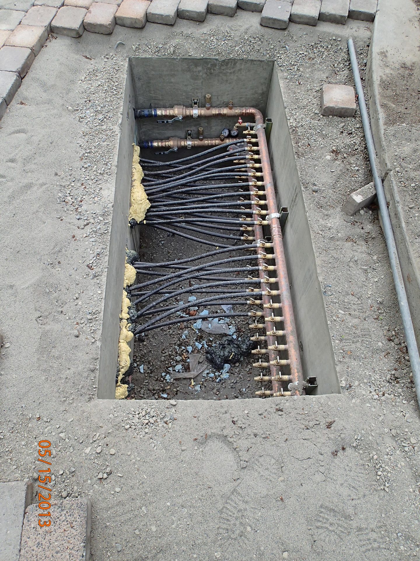 manifold vault, drainage