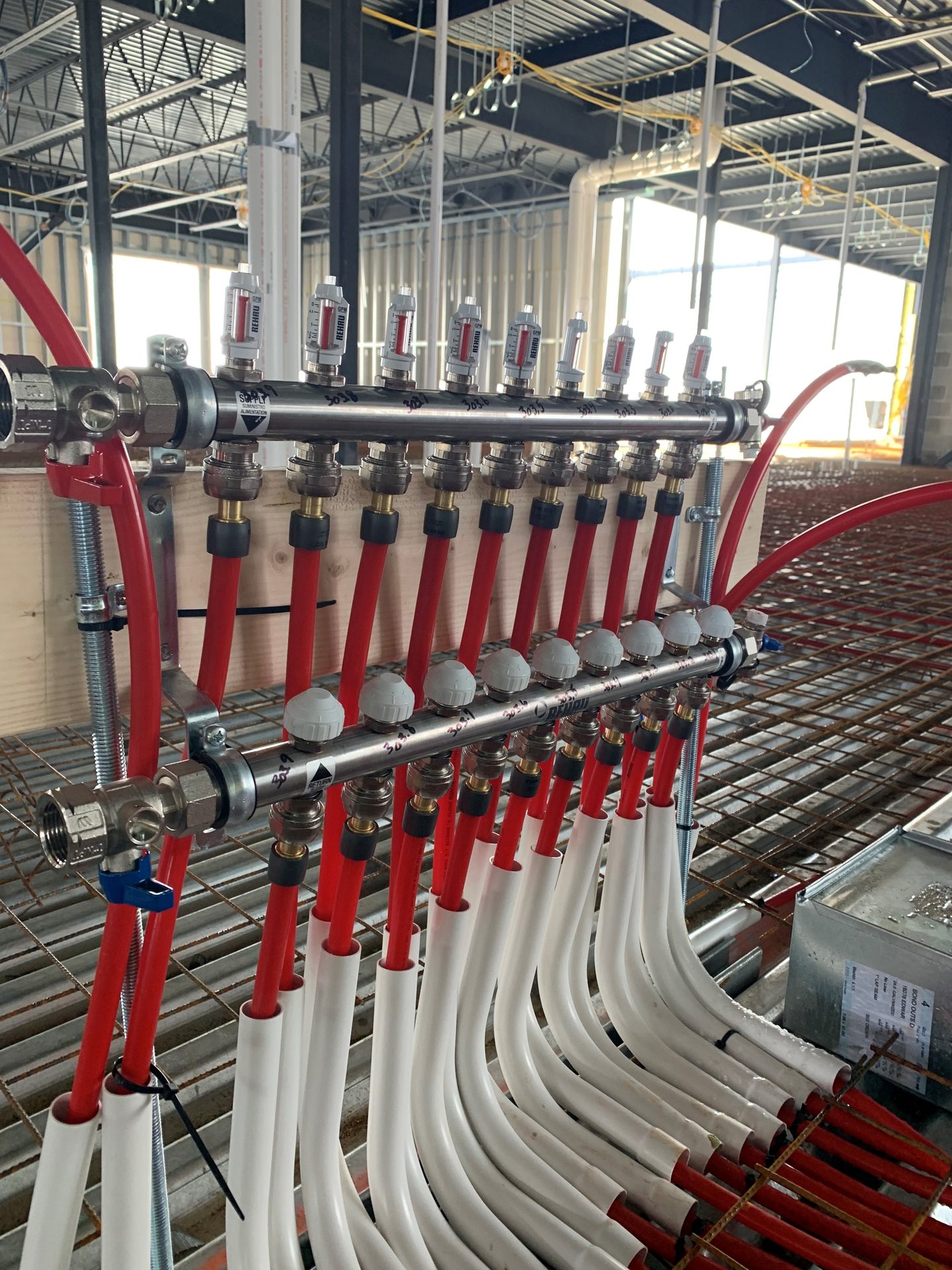 Electrical cable, Pipe, Plumbing, Machine