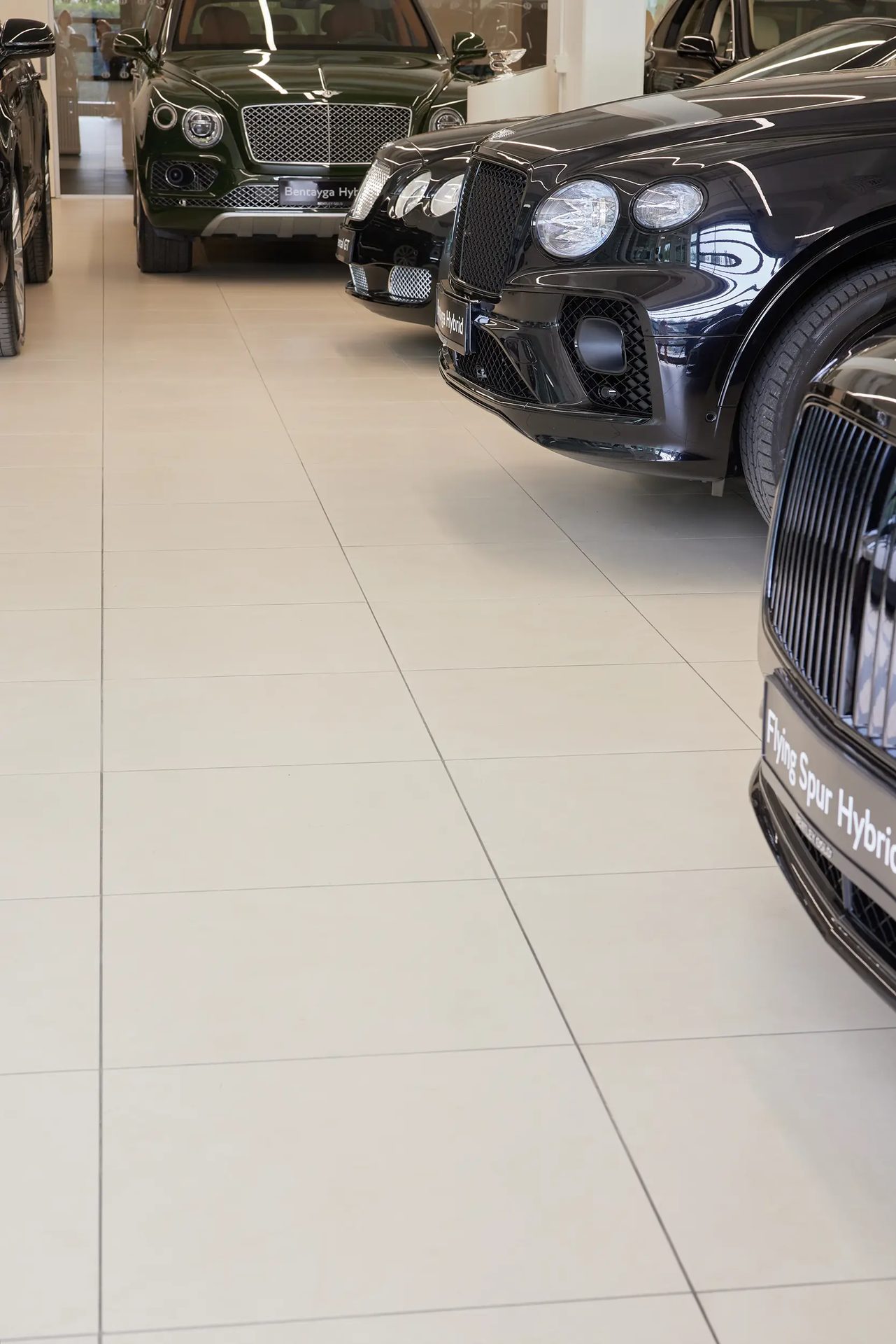 Personal luxury car, Automotive Exterior