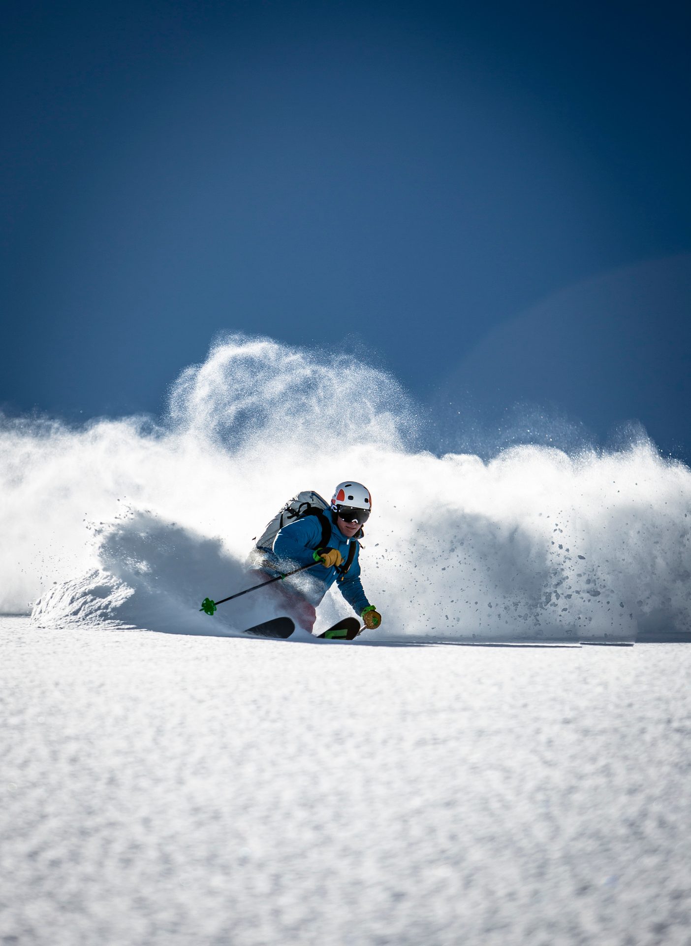 People in nature, Sports equipment, Ski boot, Ice cap, Winter sport, Cloud, Sky, Snow, Slope