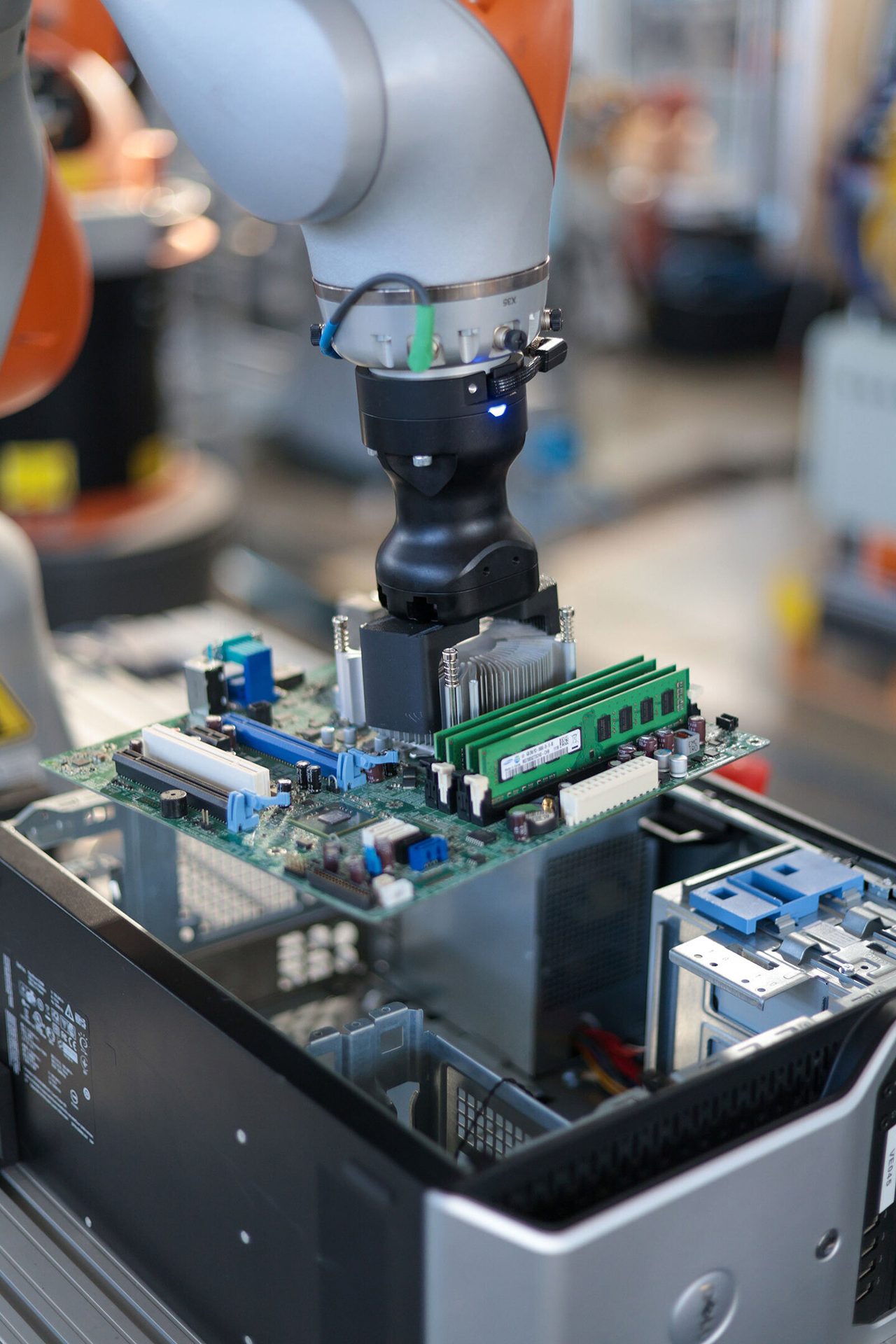 Electronic device, Computer hardware, Technology, Engineering, Electronics, Machine