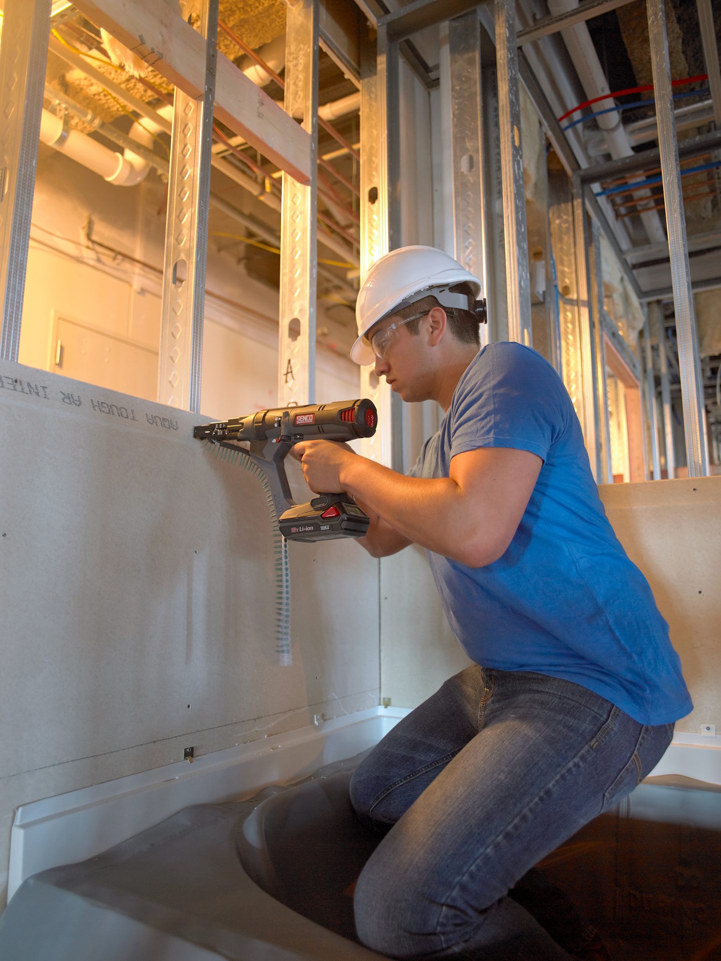 Jeans, Tradesman, Wood, Floor