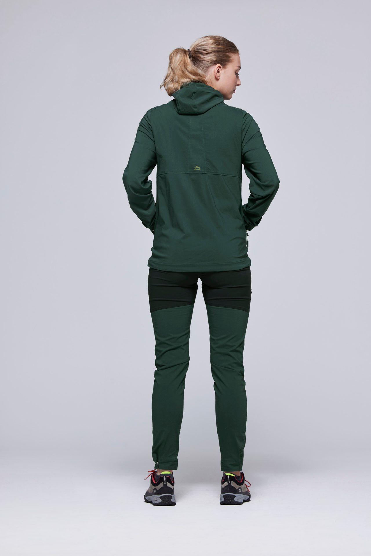 Leg, Sleeve, Knee, Grey, Sportswear, T-shirt, Waist, Denim