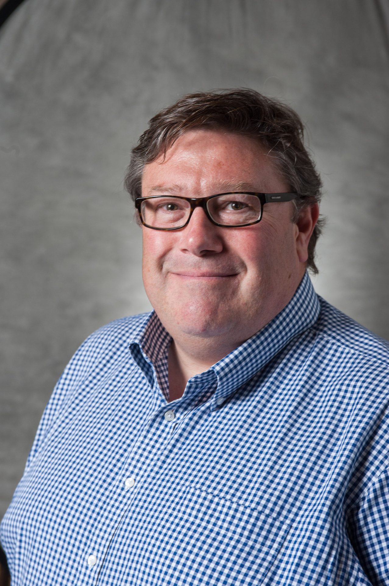 Vision care, Dress shirt, Forehead, Hair, Glasses, Cheek, Chin, Eyebrow, Eye, Smile