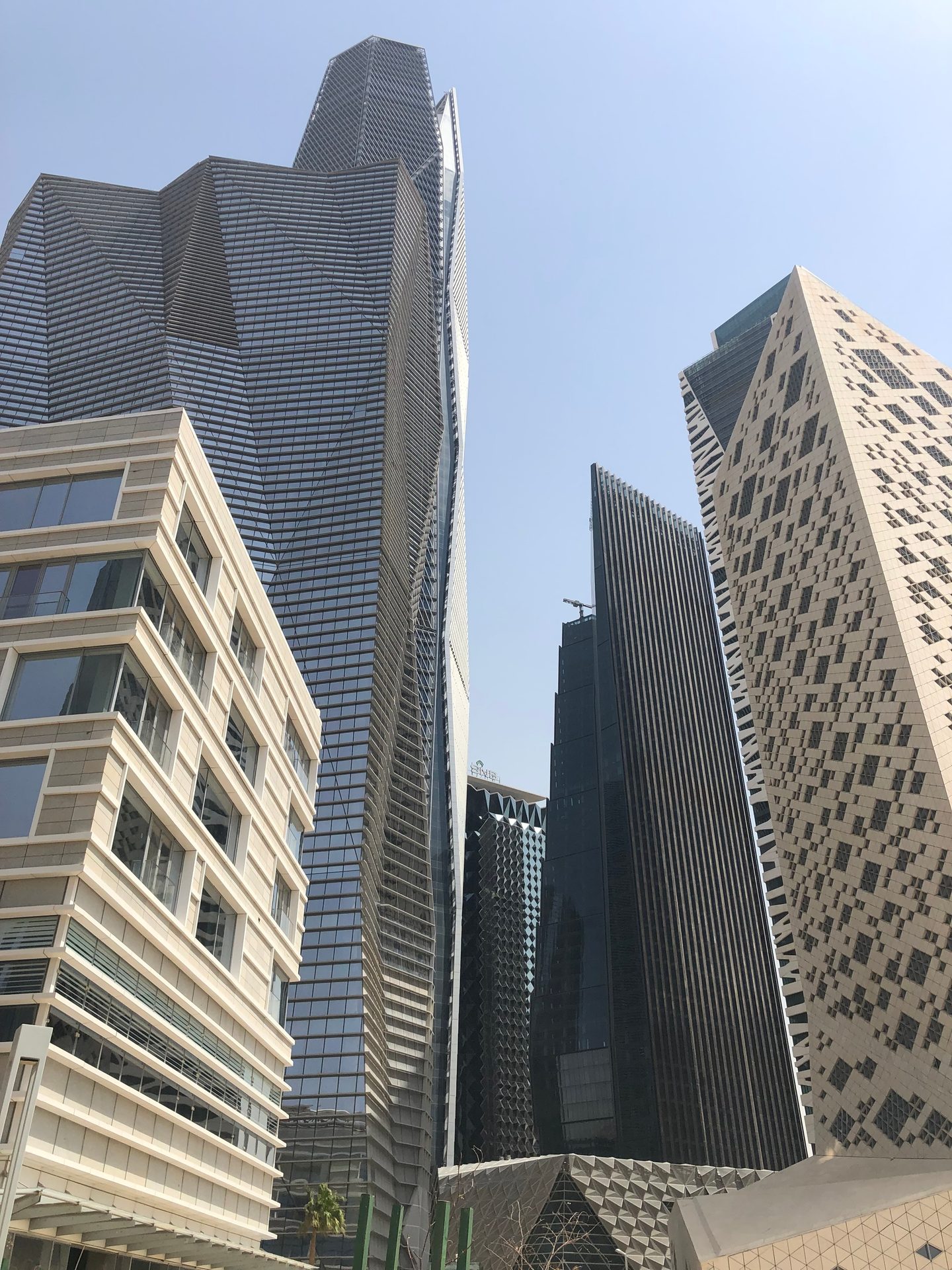 Urban design, Tower block, Building, Sky, Skyscraper, Property, Window, Neighbourhood, Fixture, Condominium