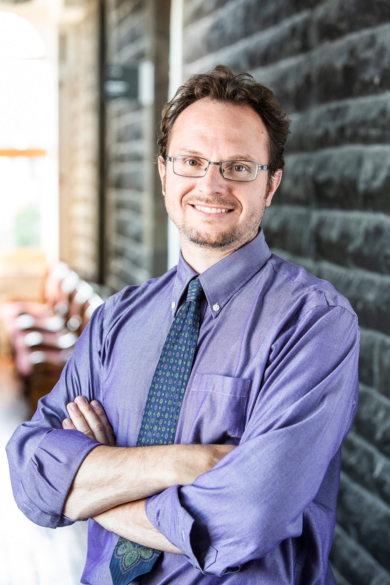 Vision care, Dress shirt, Glasses, Smile, Hand, Tie, Purple, Sleeve, Happy, Gesture