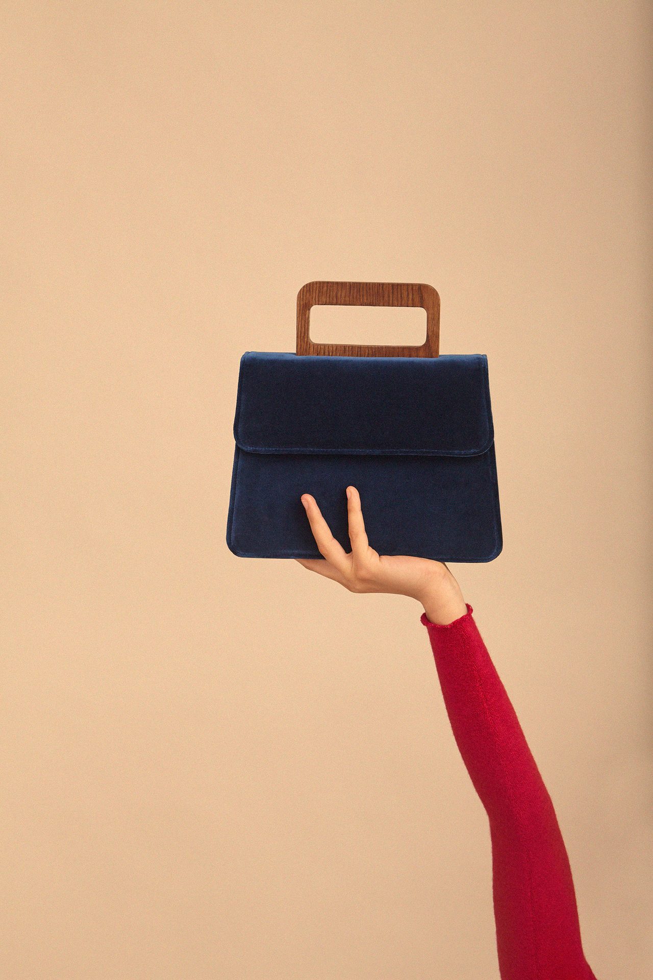 Human body, Gesture, Rectangle, Sleeve