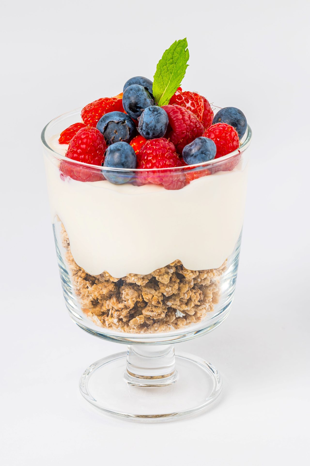 Food, Tableware, Fruit, Ingredient, Berry, Produce, Strawberry