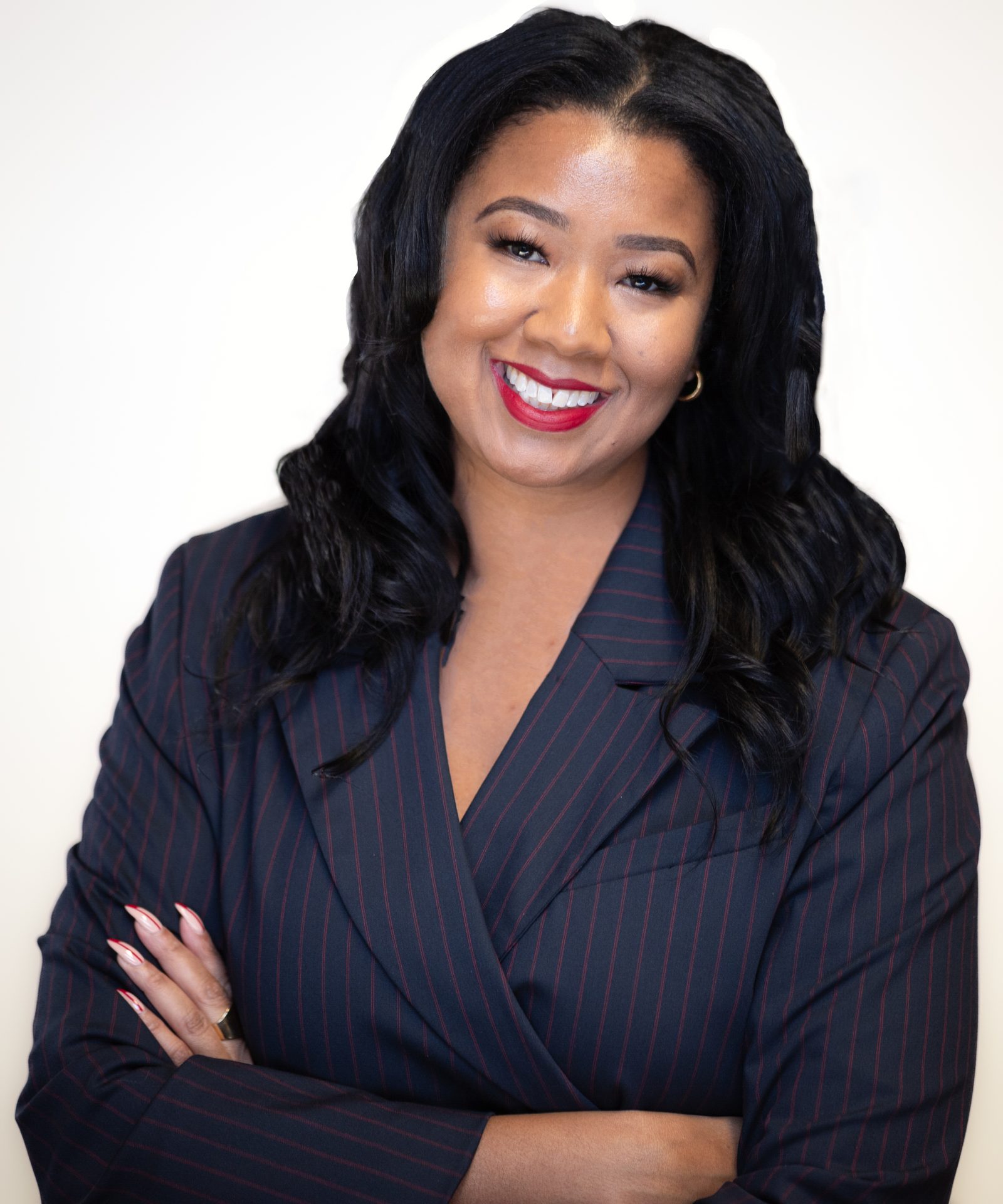 Flash photography, Face, Smile, Lip, Outerwear, Eyebrow, Neck, Sleeve, Eyelash, Gesture