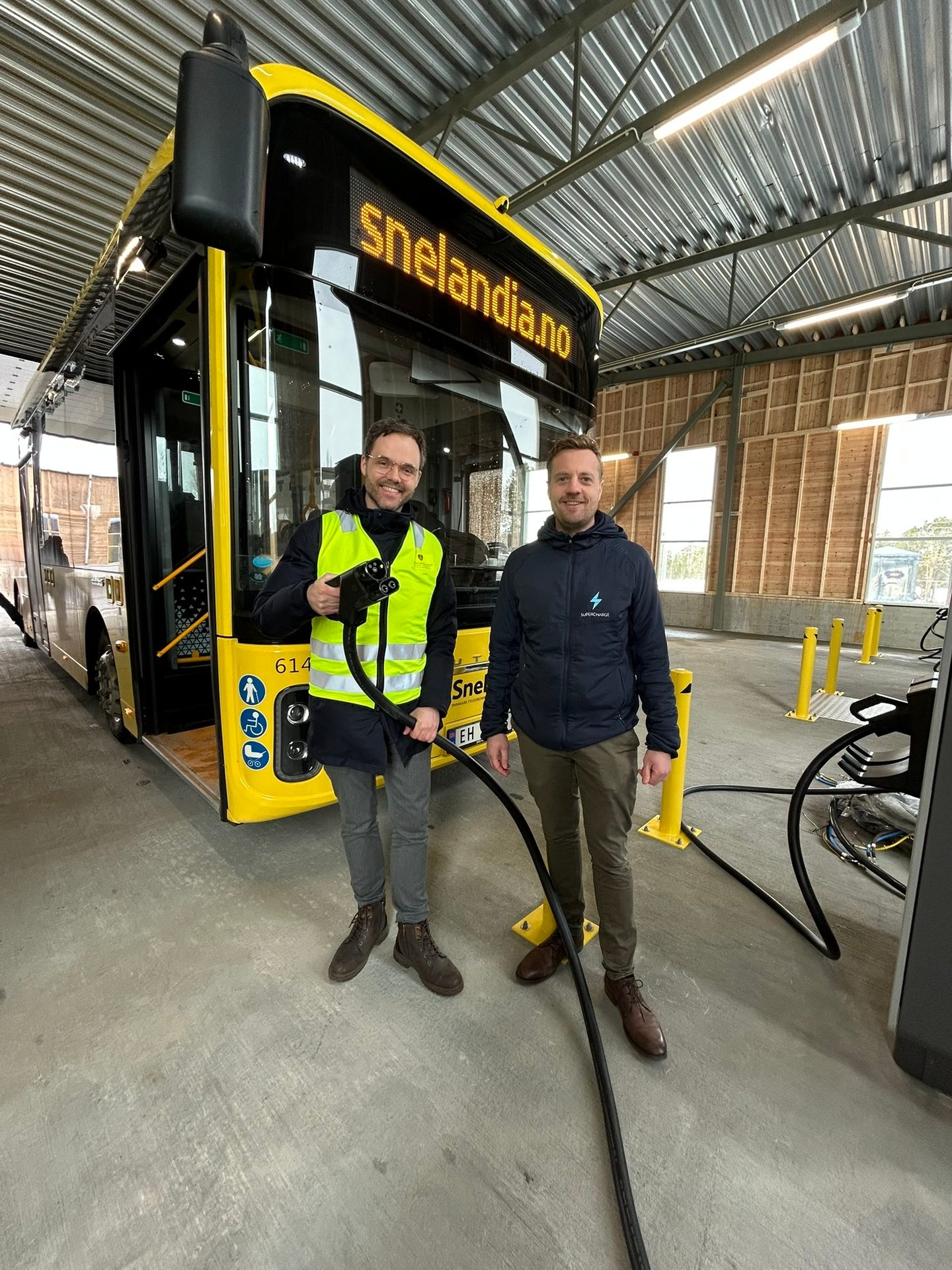 Public transport, Commercial vehicle, Bus