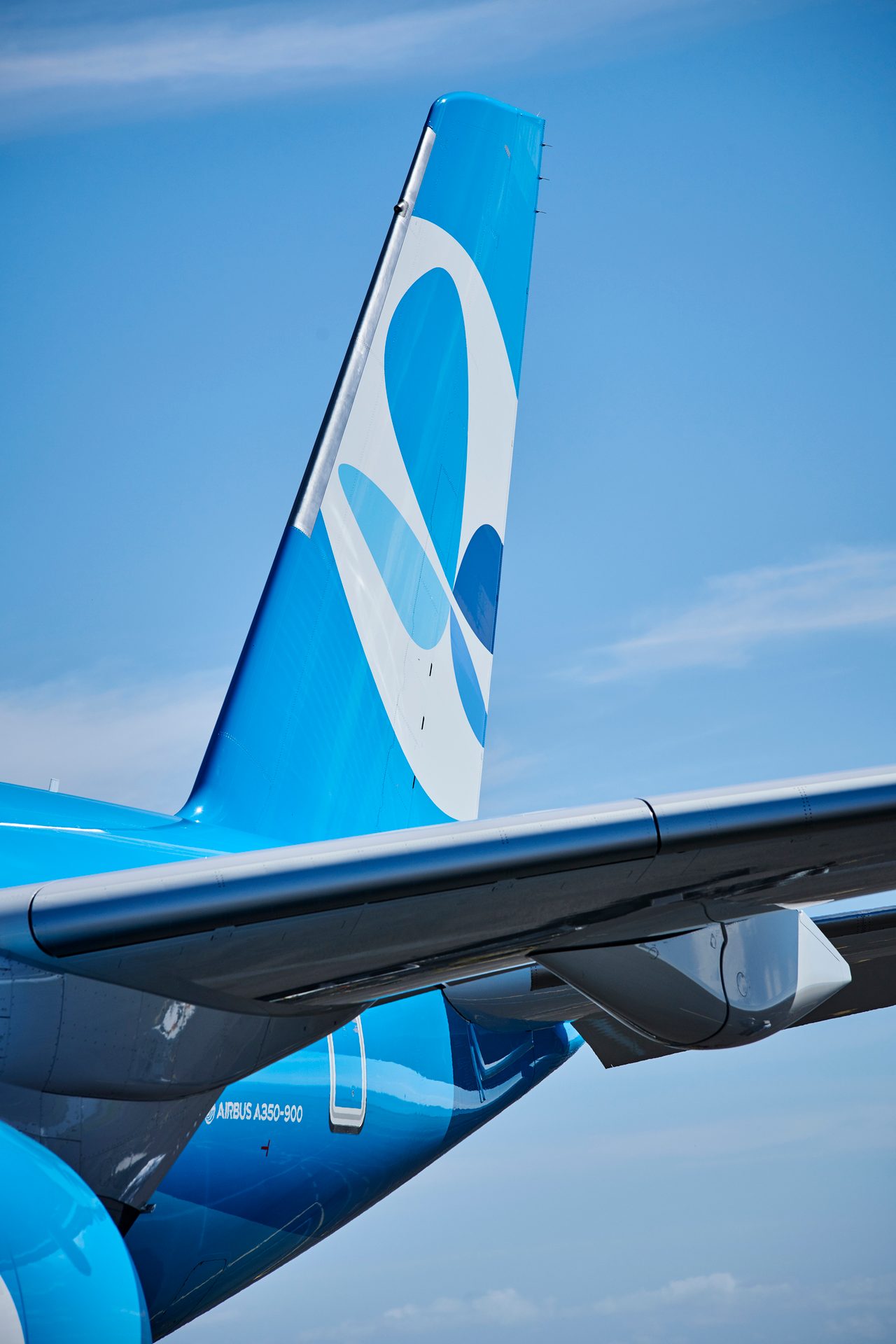 Aerospace manufacturer, Sky, Cloud, Aircraft, Vehicle, Airplane, Fin, Flap, Aviation