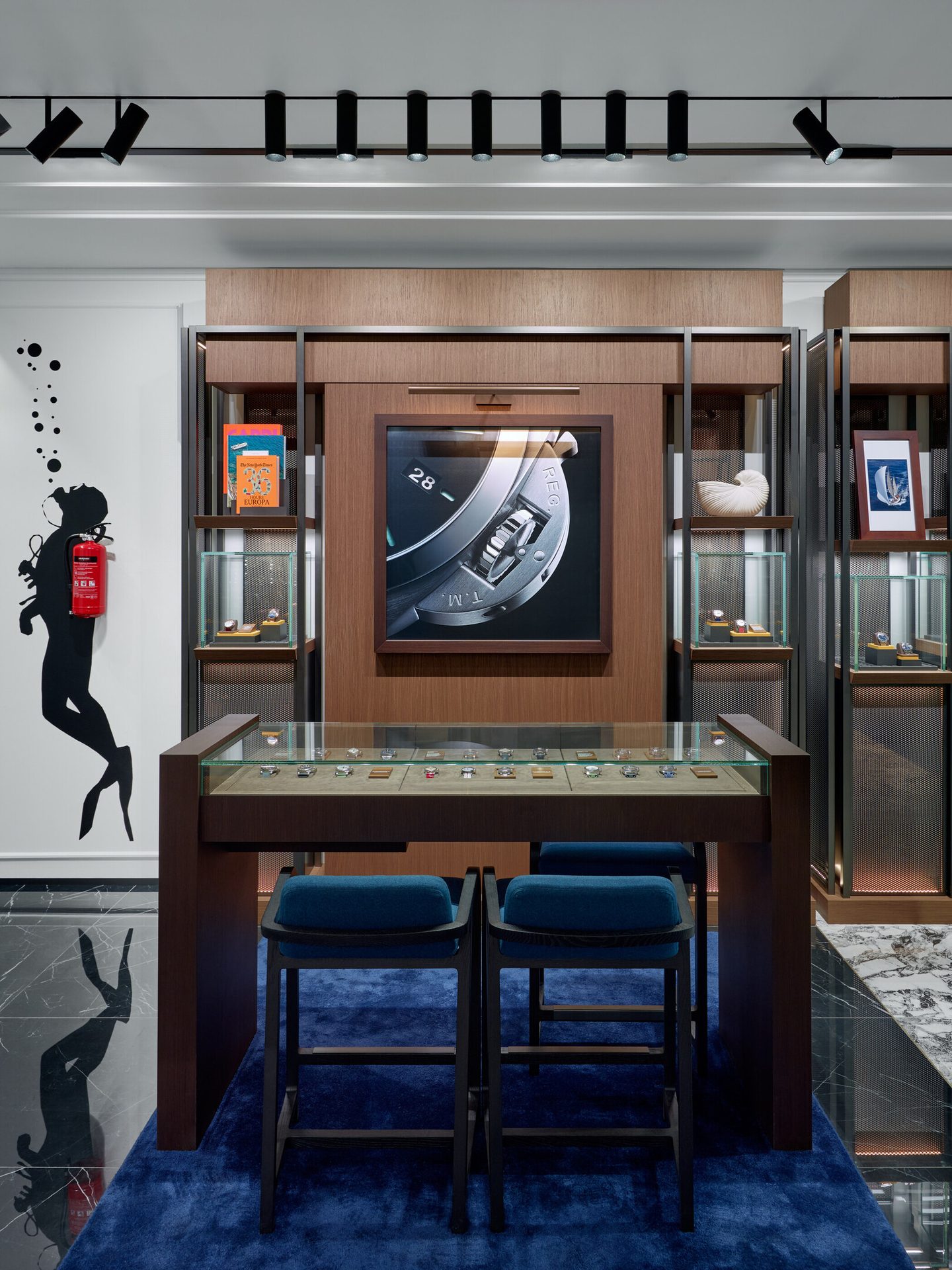 Interior design, Display case, Technology, Ceiling