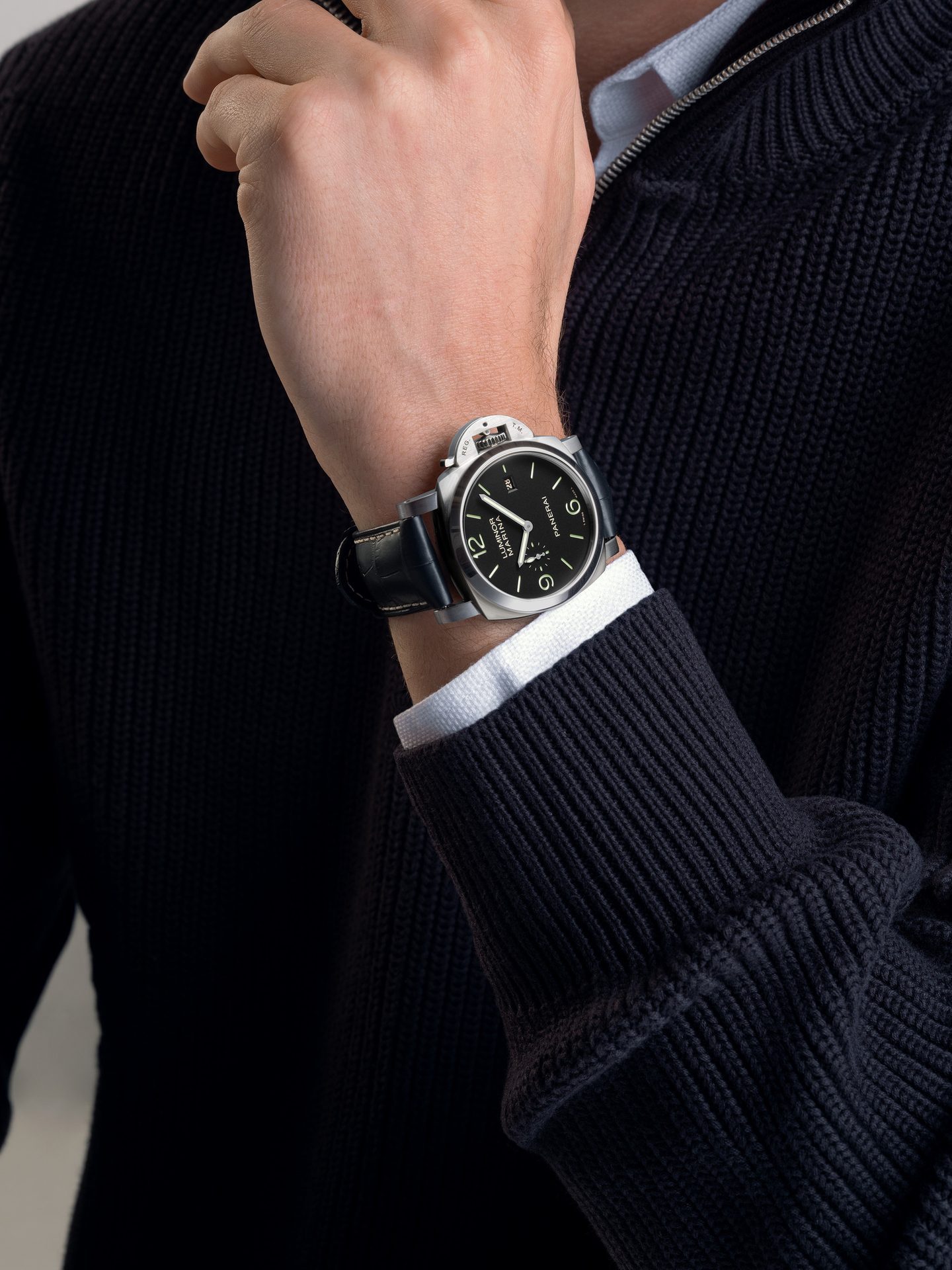 Analog watch, Everyday carry, Fashion, Strap, Silver, Clock, Black, Font, Leather
