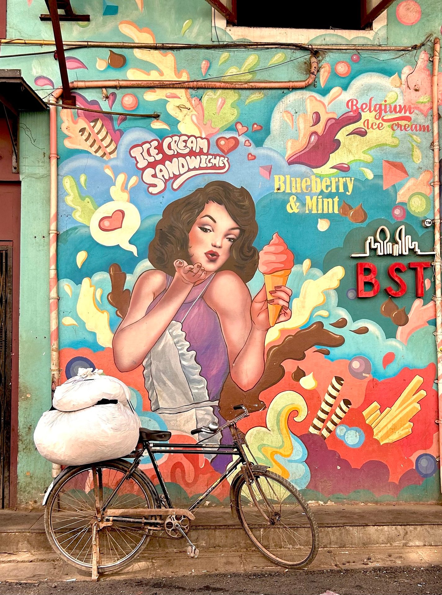 Bicycle wheel, Tire, Art