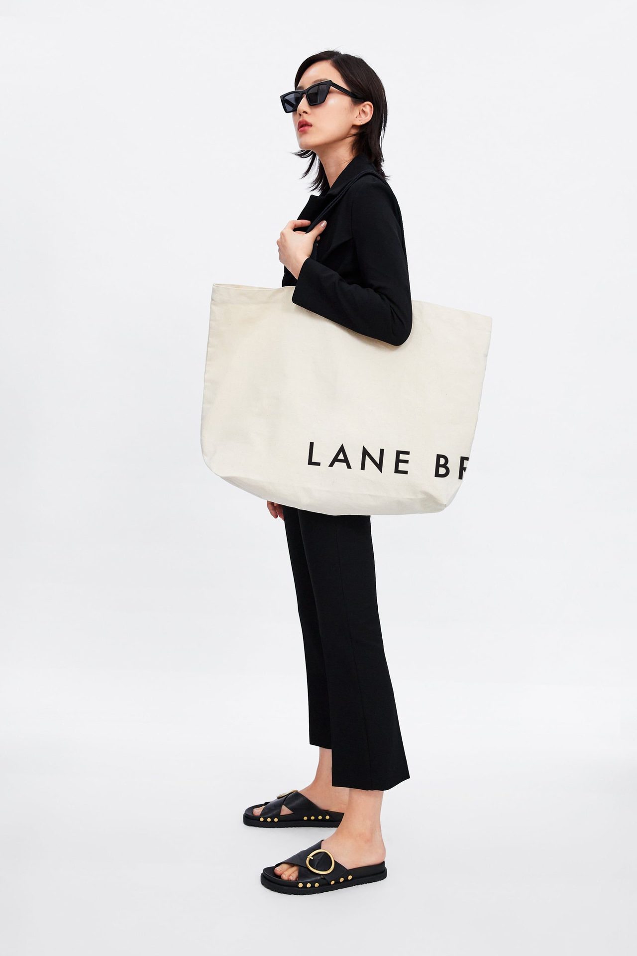 Vision care, Hair, Footwear, Outerwear, Leg, Sleeve, Waist, Sunglasses, Eyewear, Style