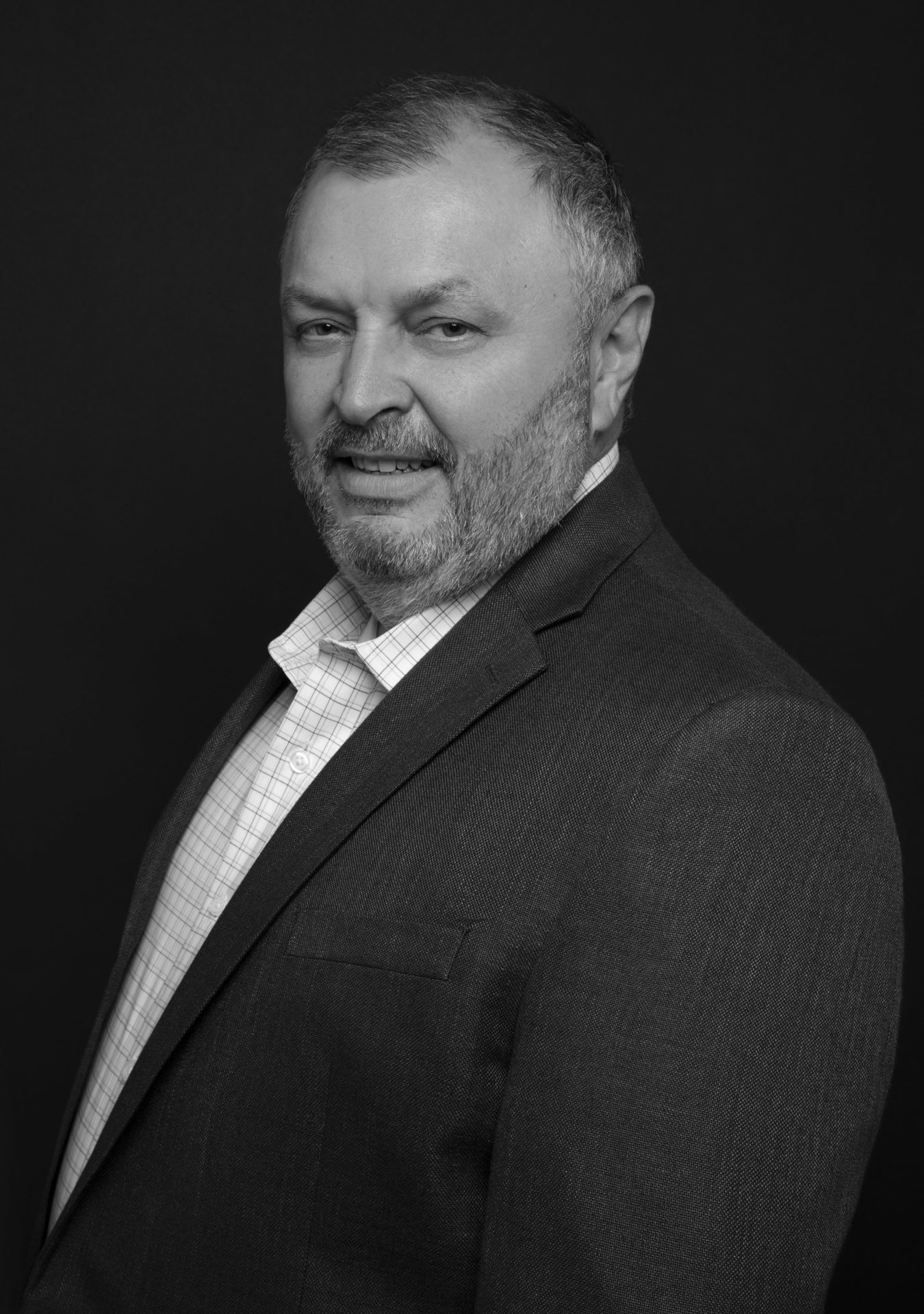 Dress shirt, Flash photography, Forehead, Hair, Head, Chin, Eyebrow, Eye, Beard