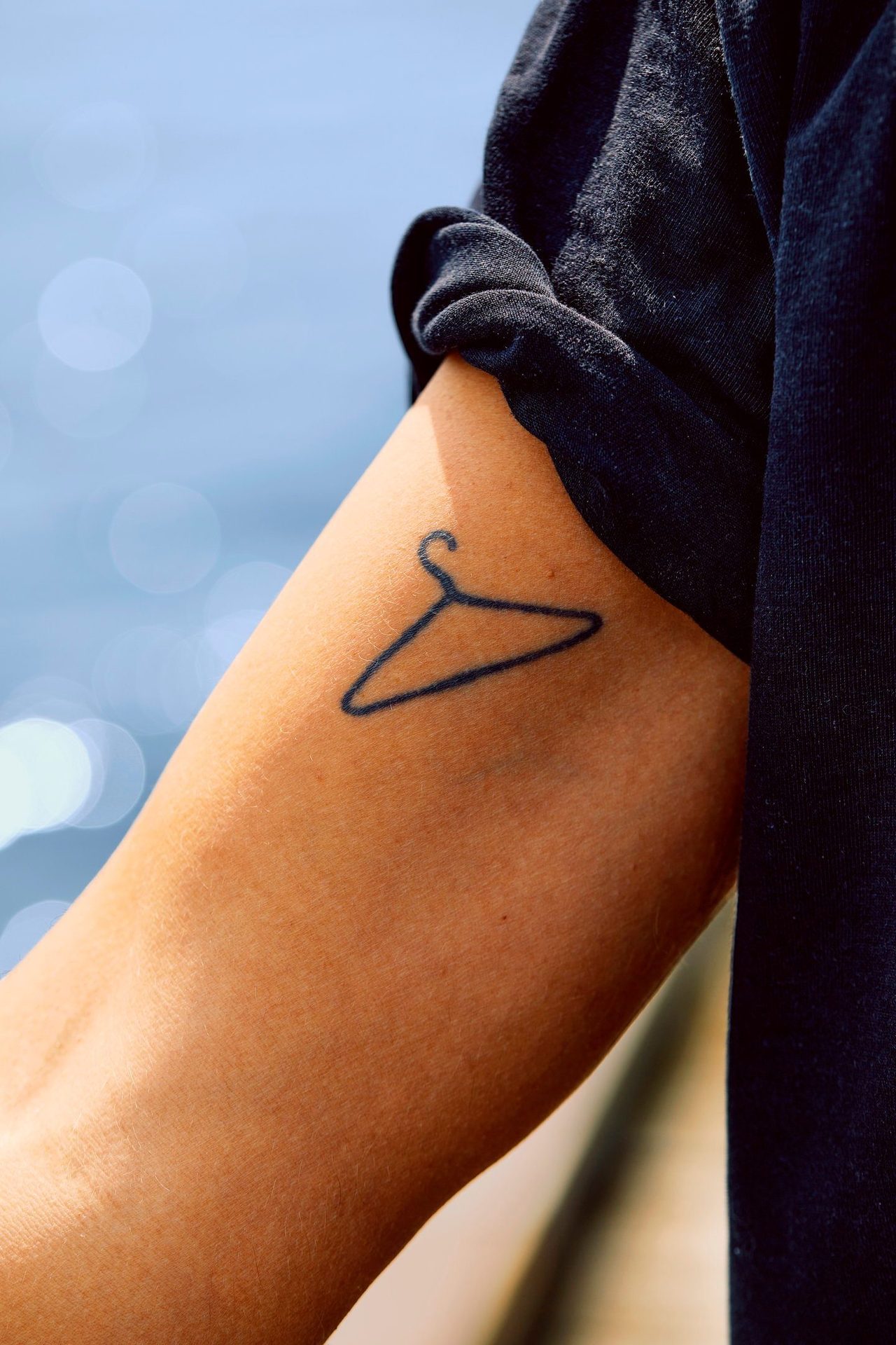 Temporary tattoo, Sleeve, Gesture, Finger, Elbow