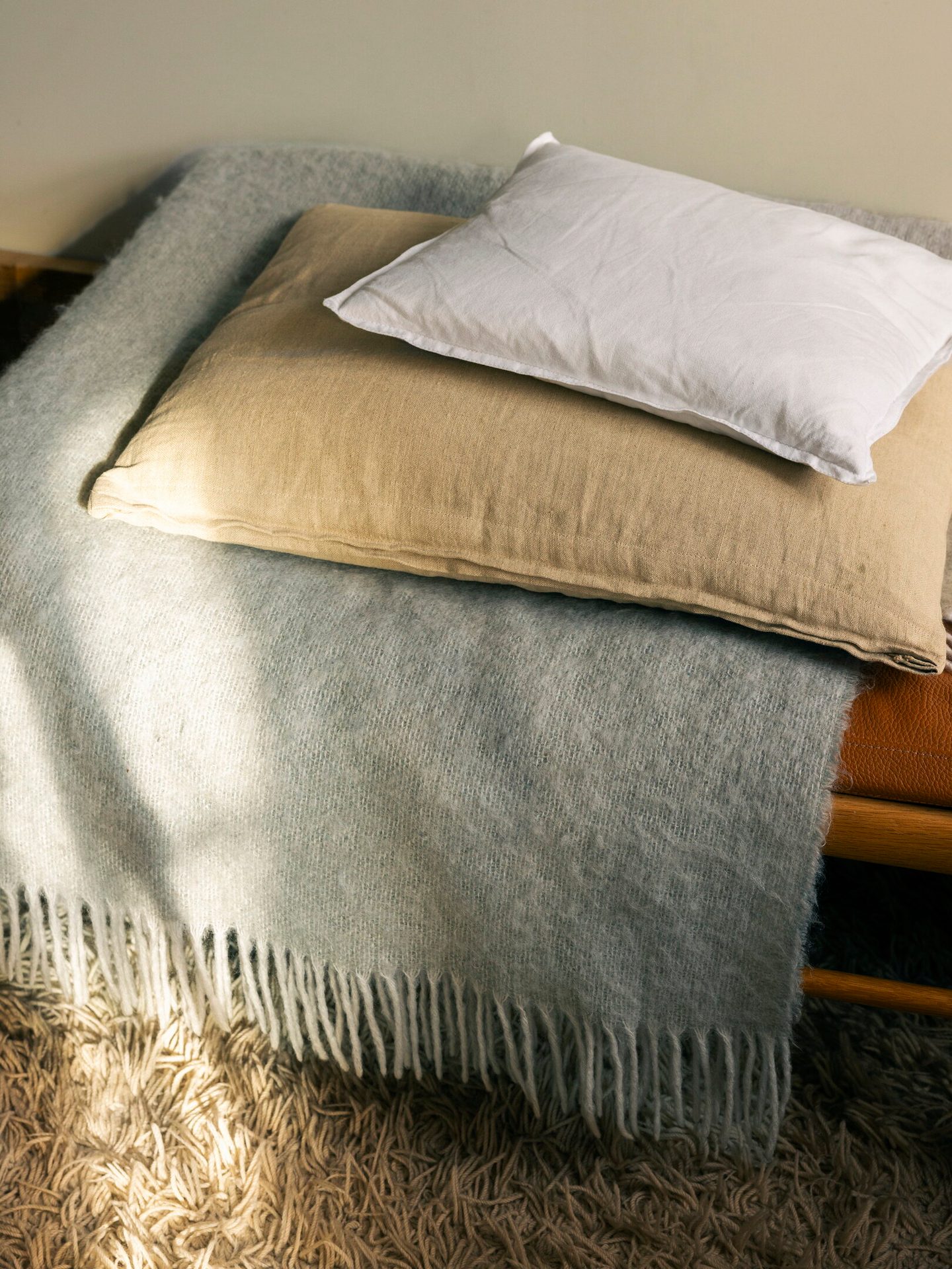 Couch, Furniture, Comfort, Rectangle, Textile, Wood, Grey, Beige, Pillow