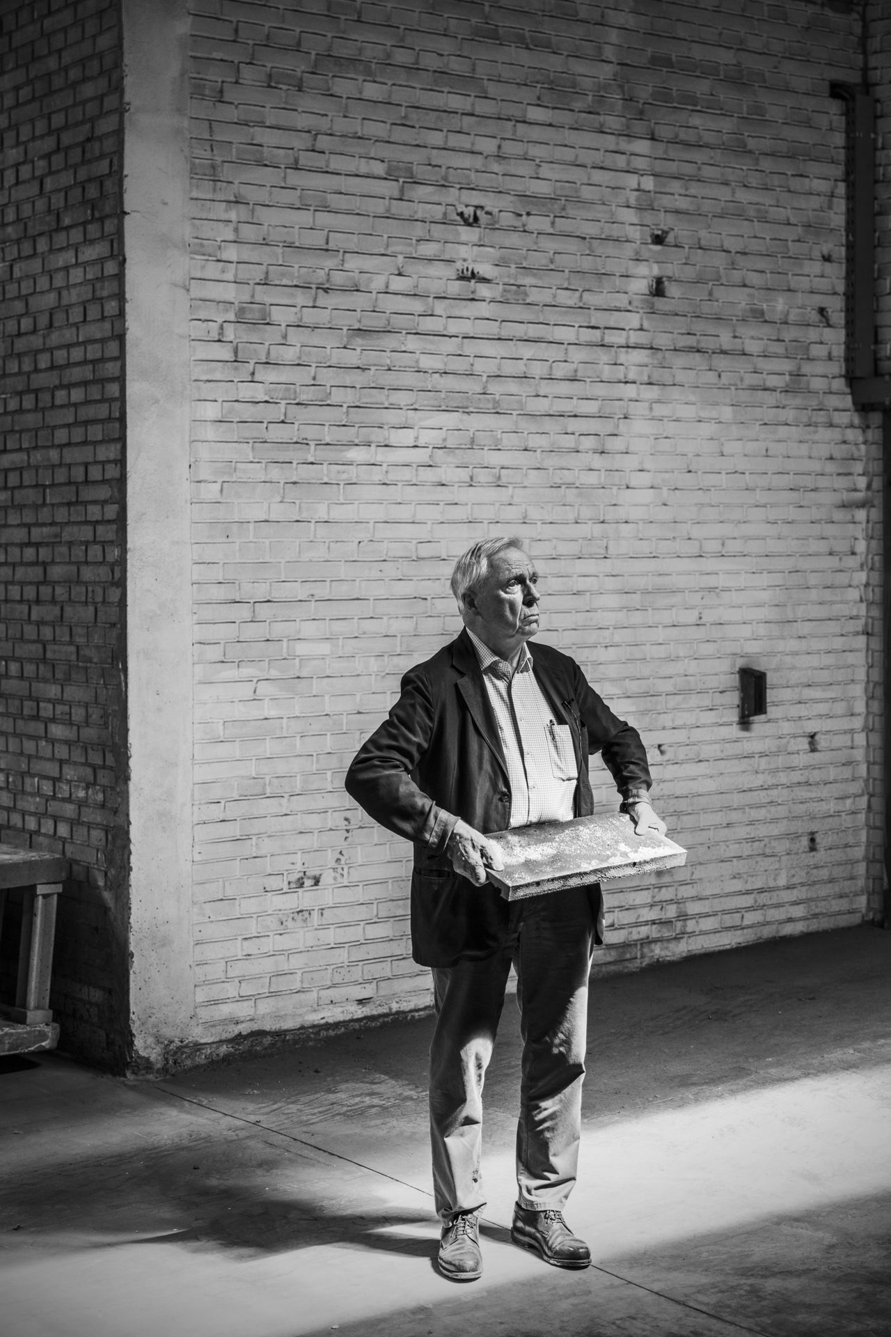Flash photography, Standing, Black-and-white, Grey, Style