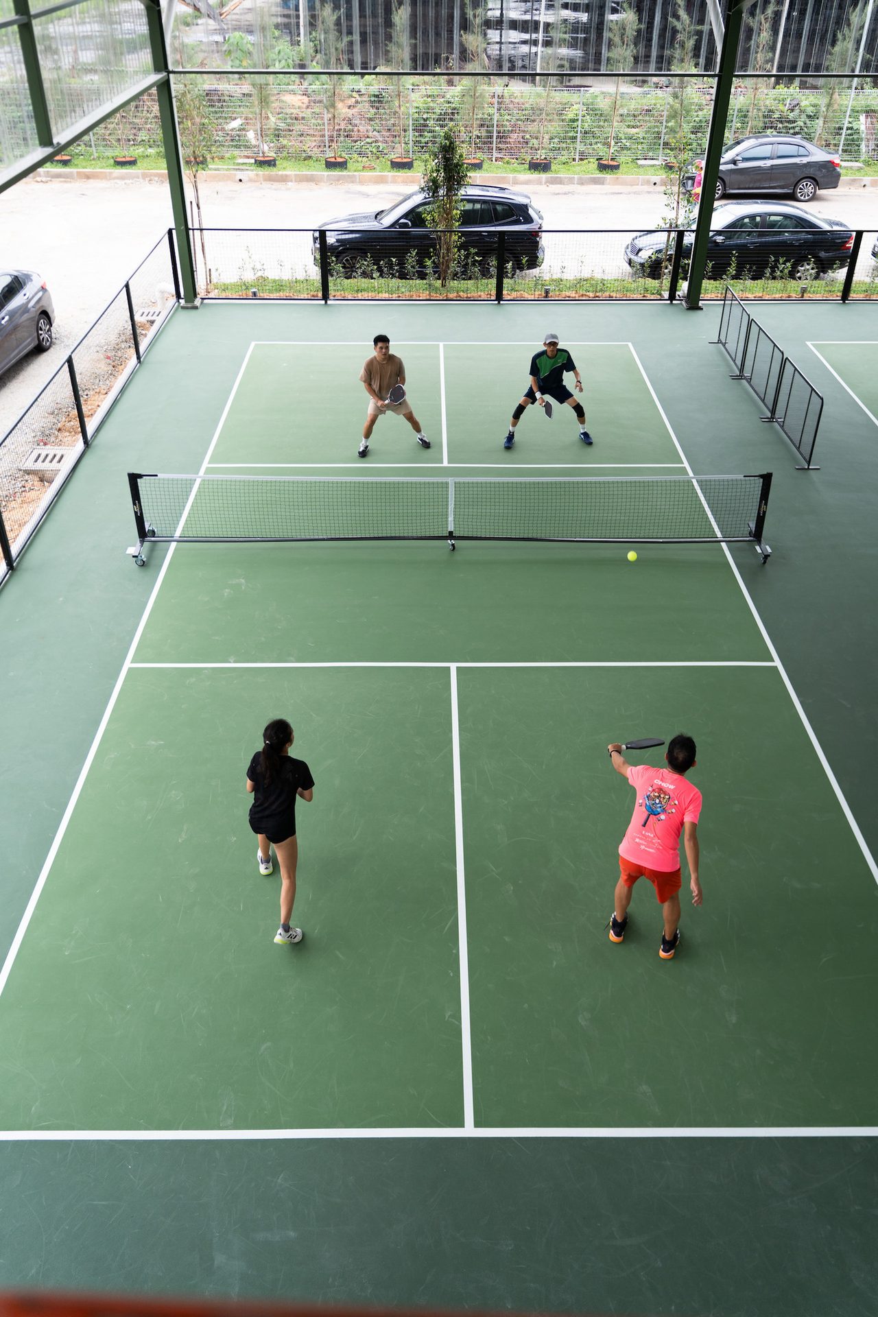 Sports venue, Tennis court, Racquet sport, Ball game, Player