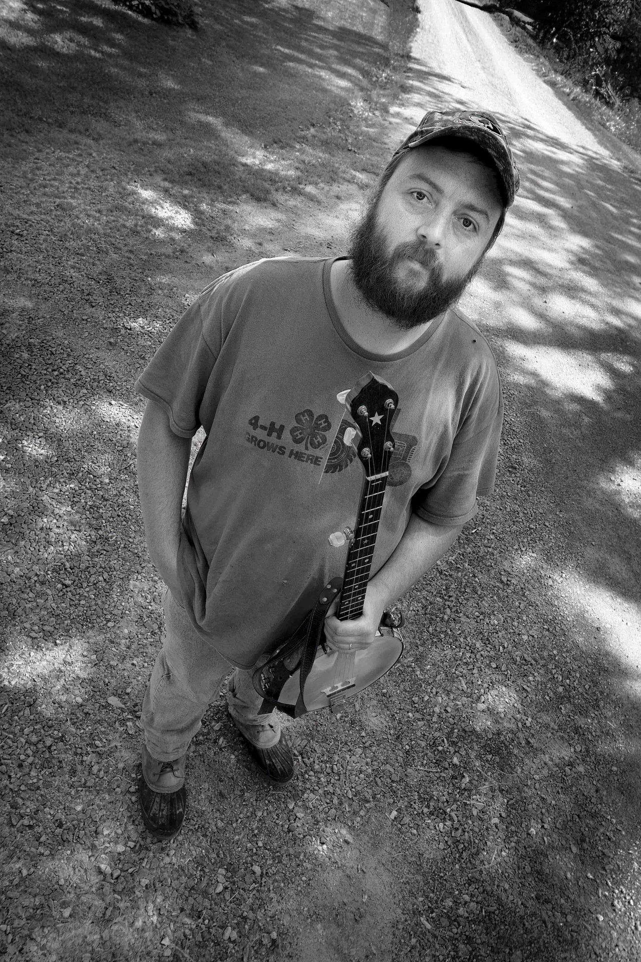 Plucked string instrument, Facial hair, Chordophone, Guitar, Guitarist, Musician, Beard, Music
