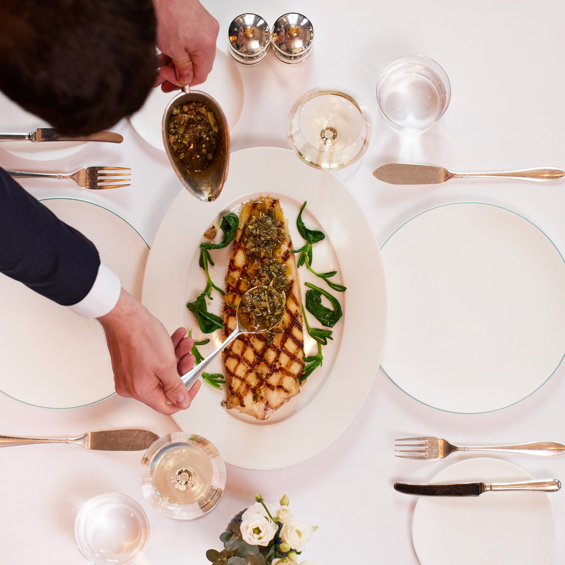 Kitchen utensil, Food, Tableware, Dishware, Plate, Recipe, Cuisine, Dish, Table, Serveware