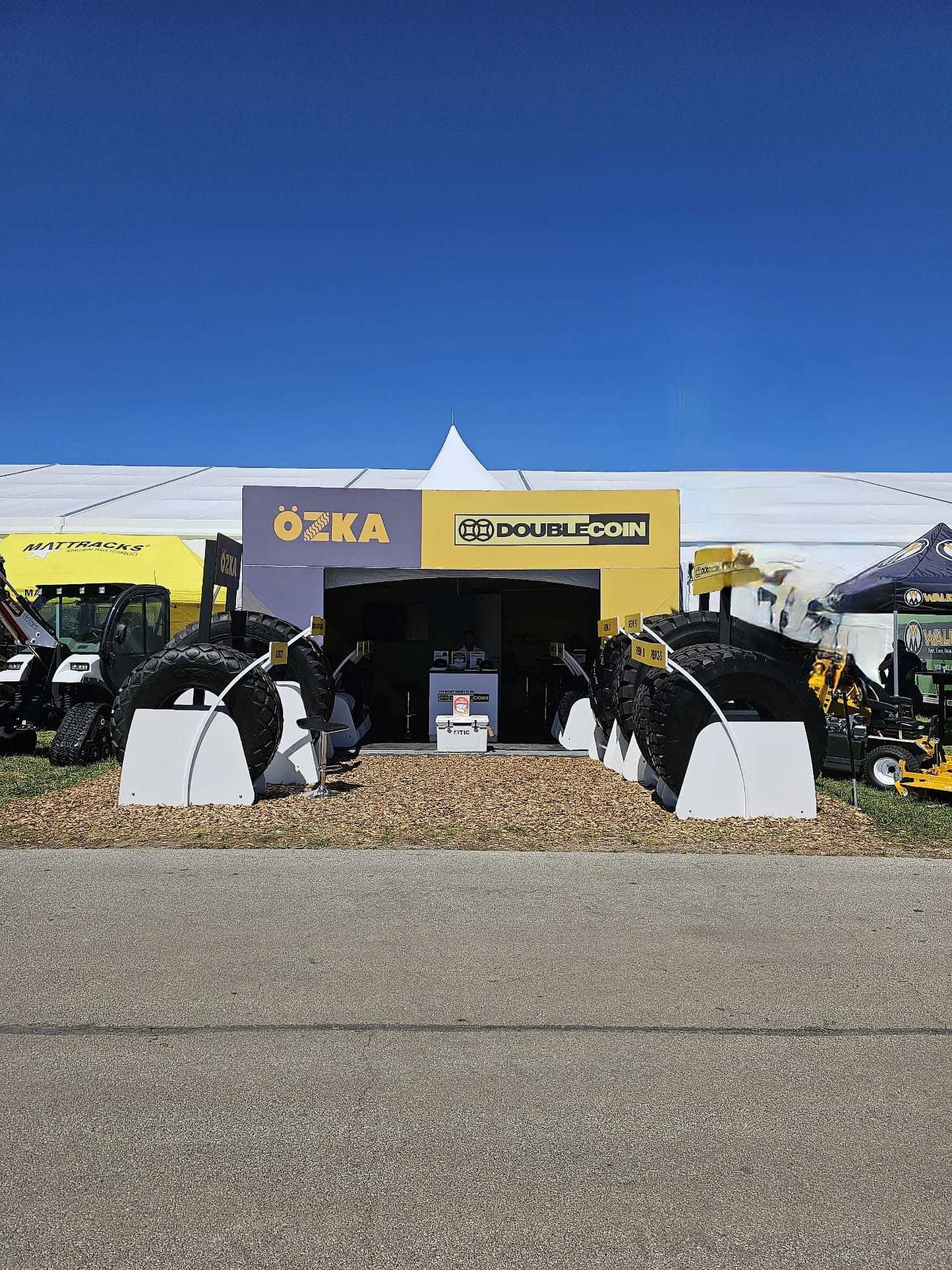 Automotive tire, Sky, Asphalt, Shade