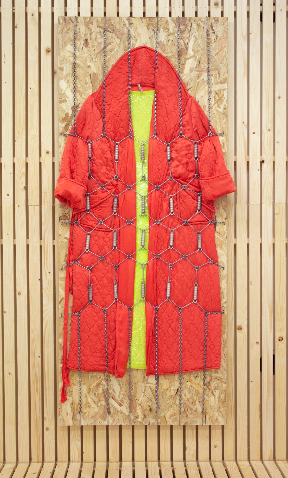 Outerwear, Wood, Sleeve, Collar, Wall, Red