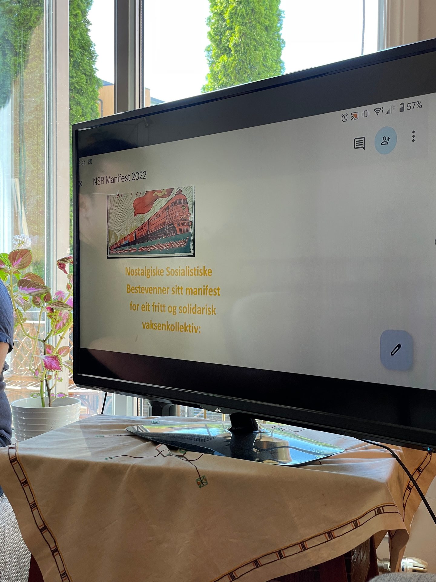 Computer monitor accessory