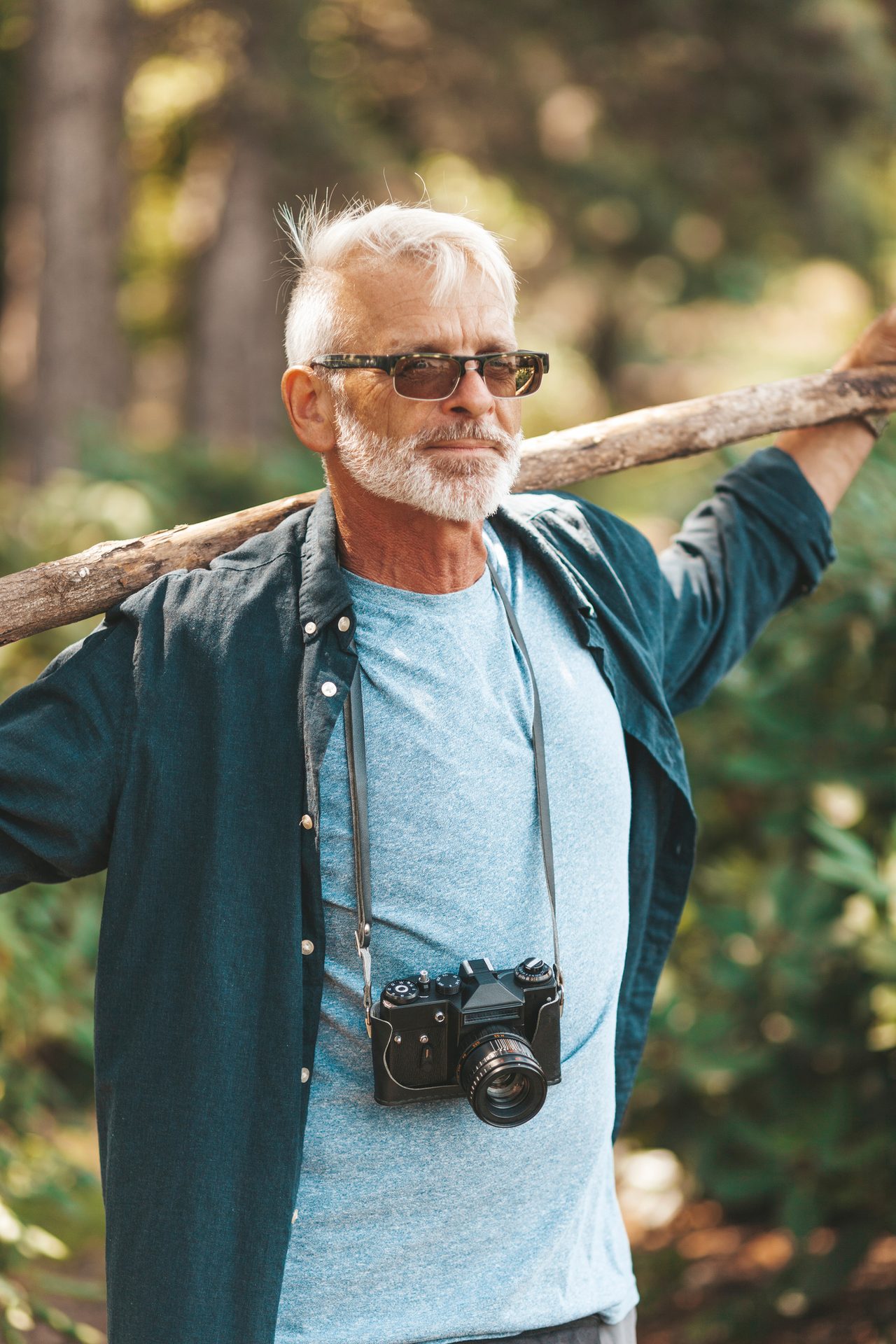 Vision care, Street fashion, Flash photography, Glasses, Outerwear, Sunglasses, Beard, Sleeve, Goggles, Eyewear
